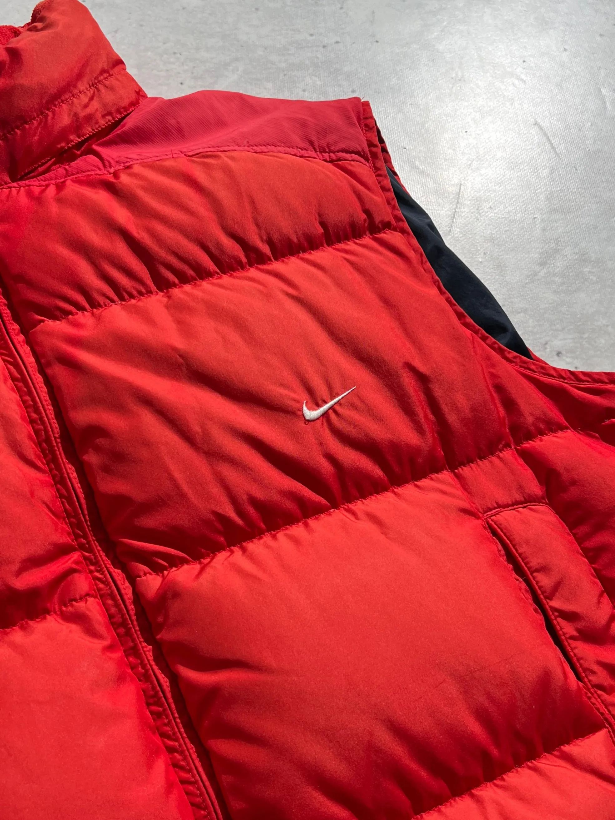 00's Nike Swoosh Down Fill Puffer Gilet (XXL)