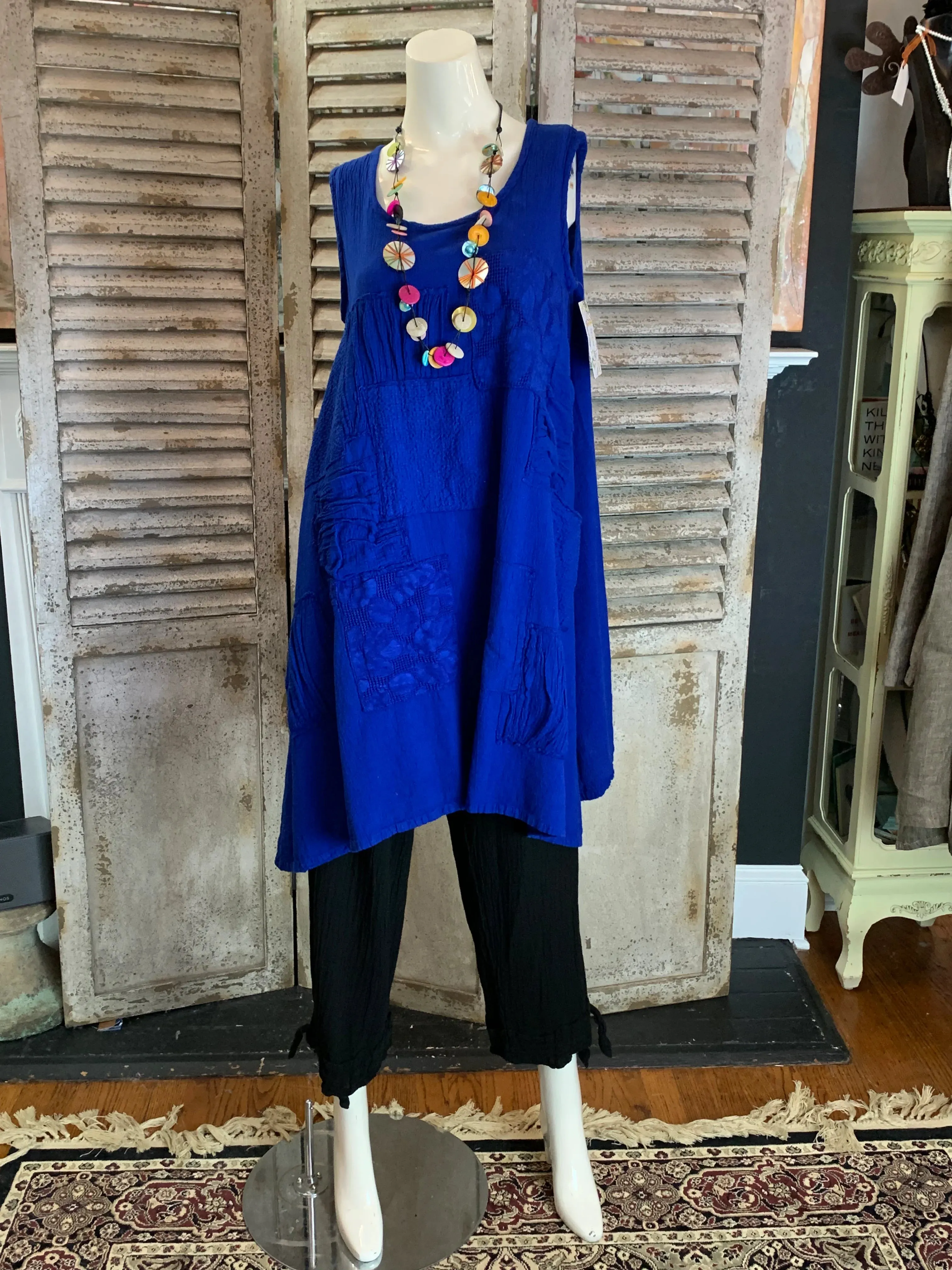 7709 Petirrojo Tank Blouse-Blue