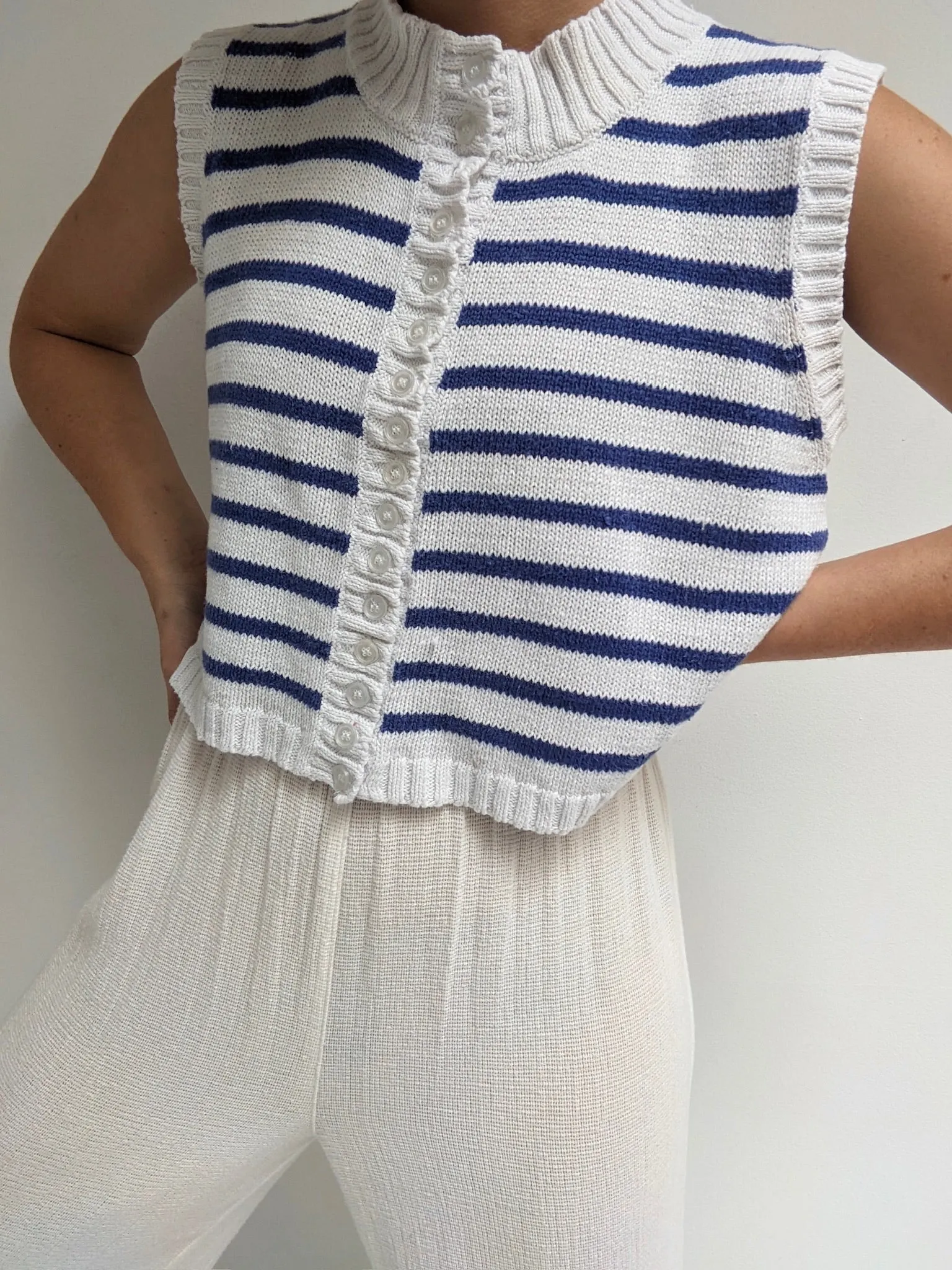 90s Ocean Striped Knitted Crop Vest