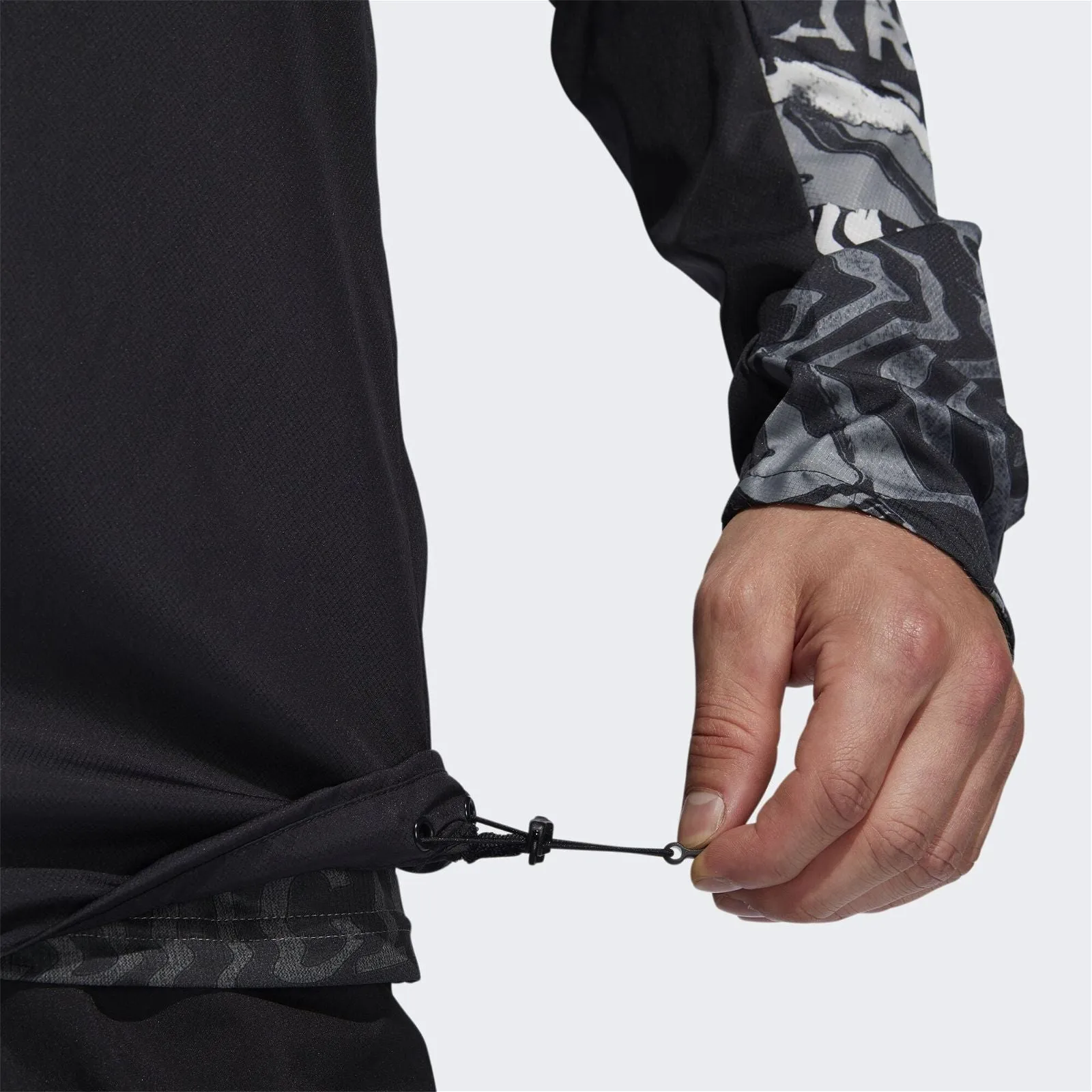 adidas Own The Run Graphic Jacket - Black