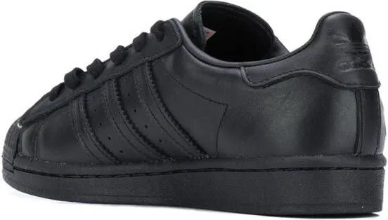 Adidas Superstar low-top sneakers Black