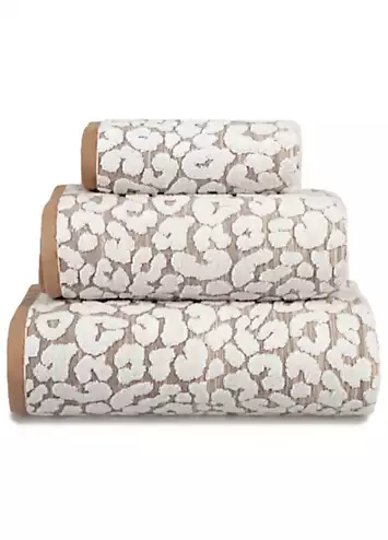 Allure Leopard Jacquard Towels | Kaleidoscope