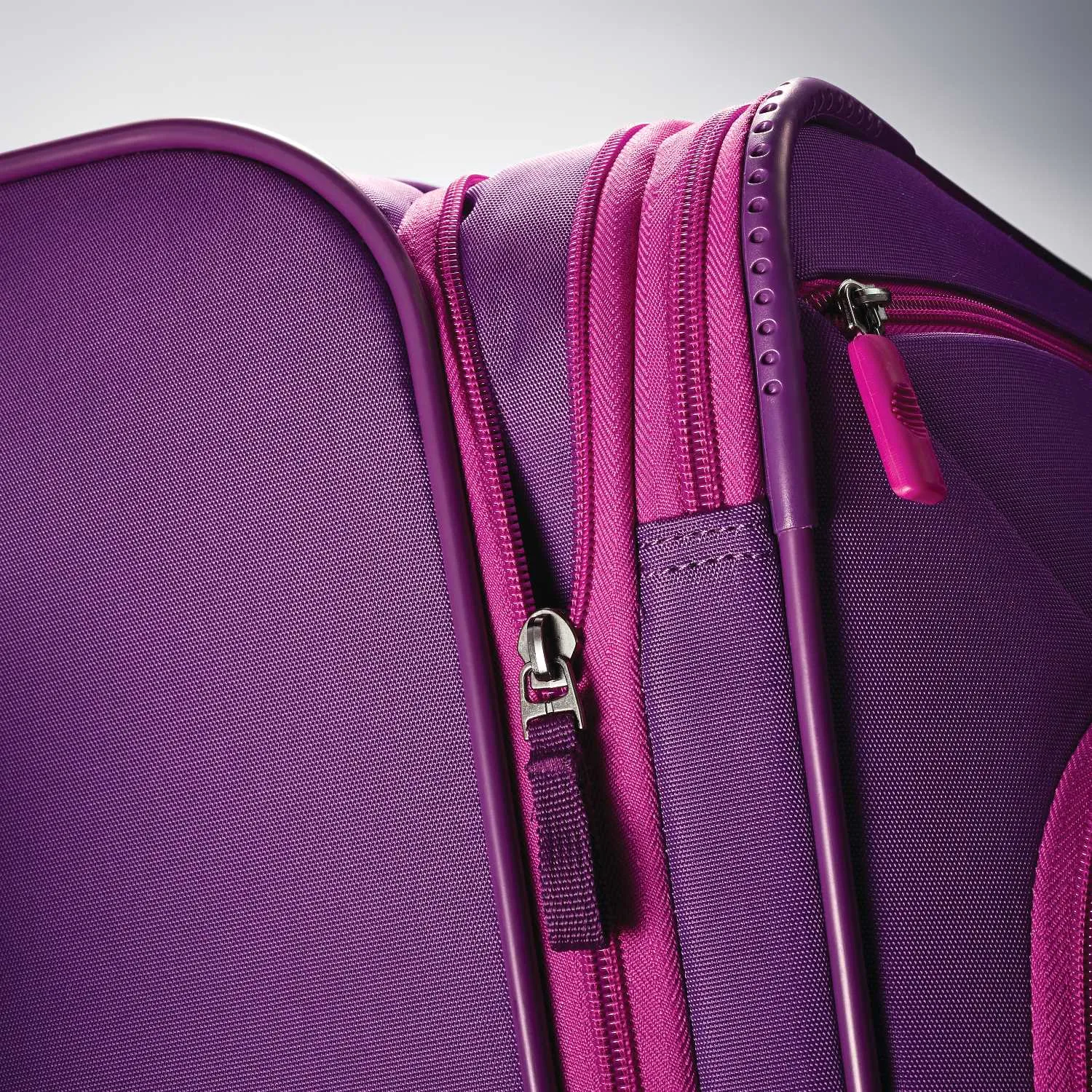 American Tourister 4 KIX 28