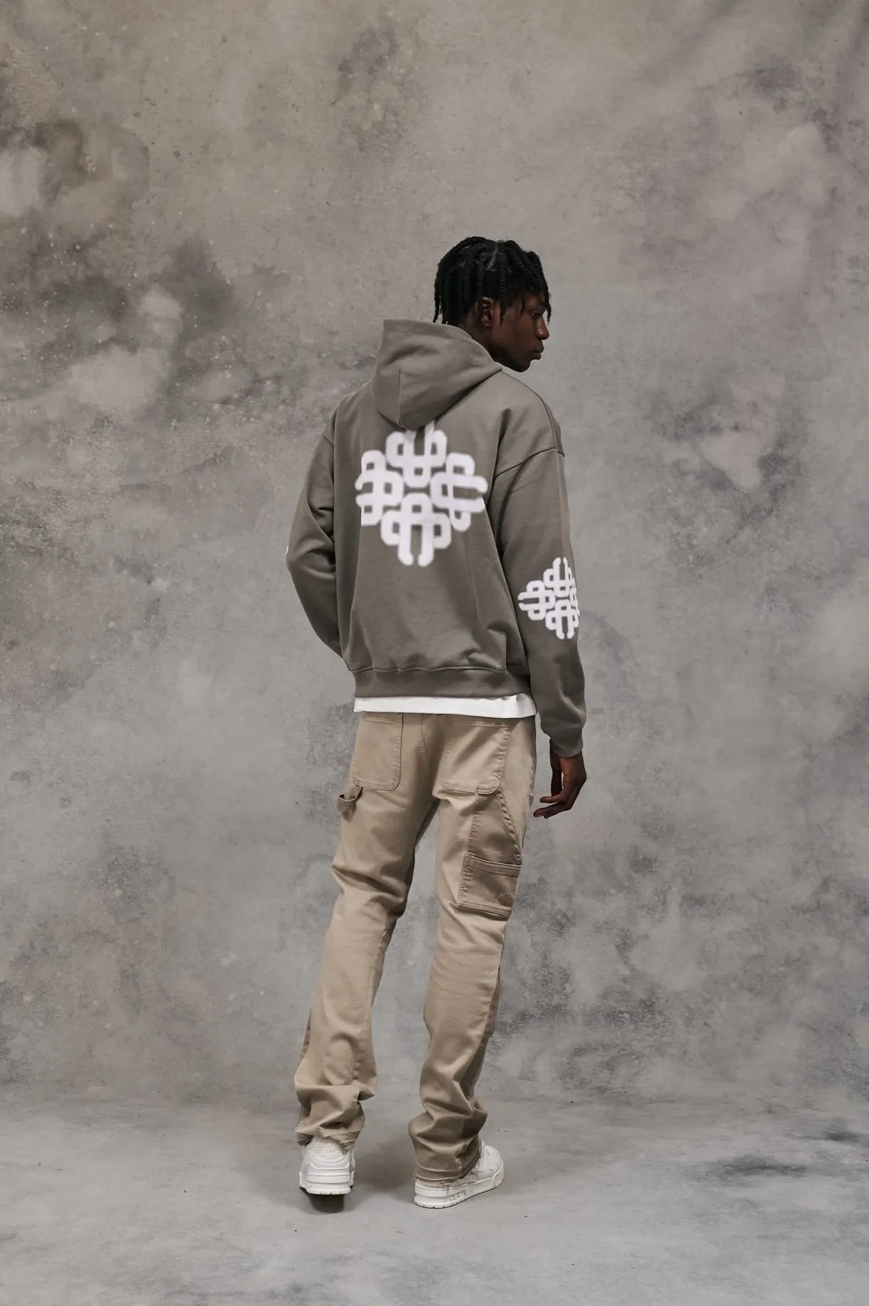 BLURRED EMBLEM GRAPHIC HOODIE - KHAKI