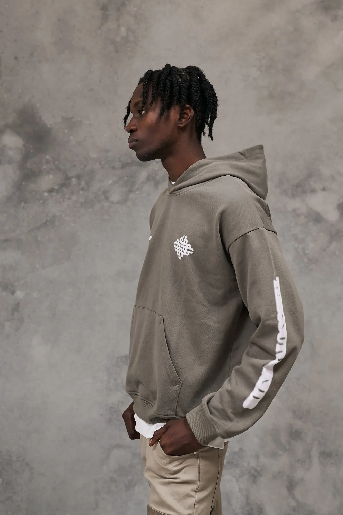 BLURRED EMBLEM GRAPHIC HOODIE - KHAKI