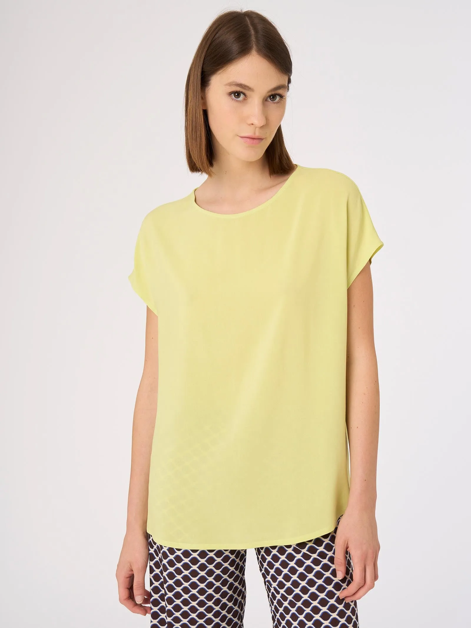 Blusa in twill di EcoSeta - Daiquiri Green