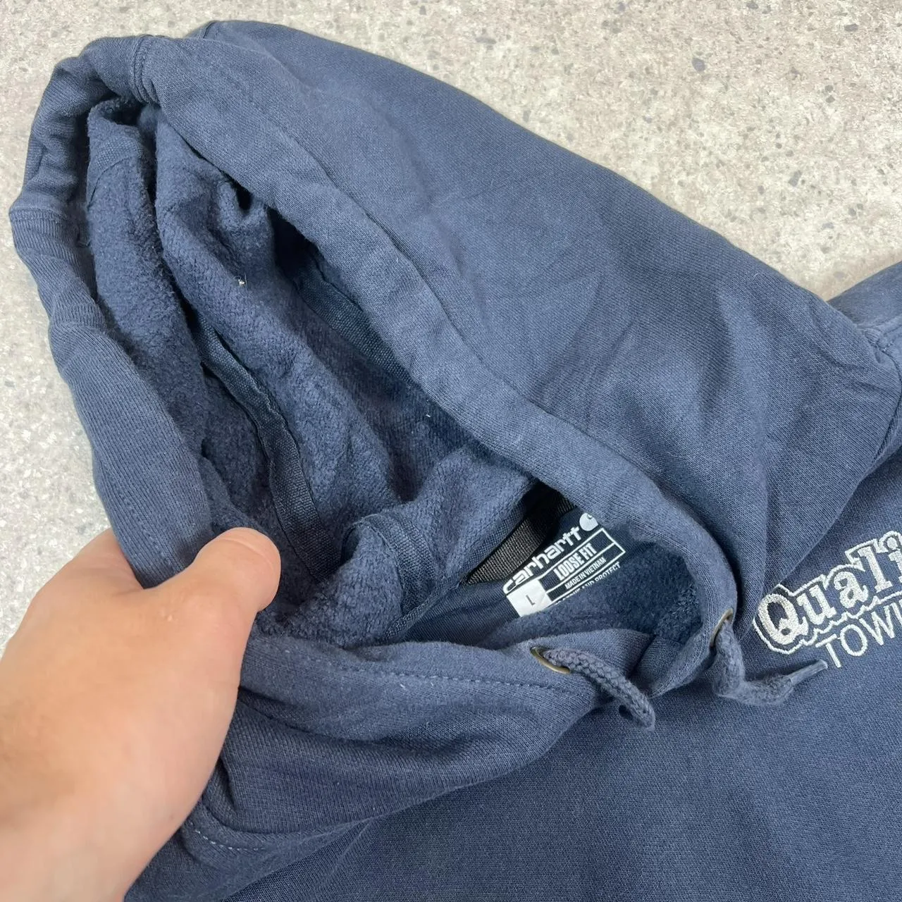 Carhartt hoodie large loose fit
