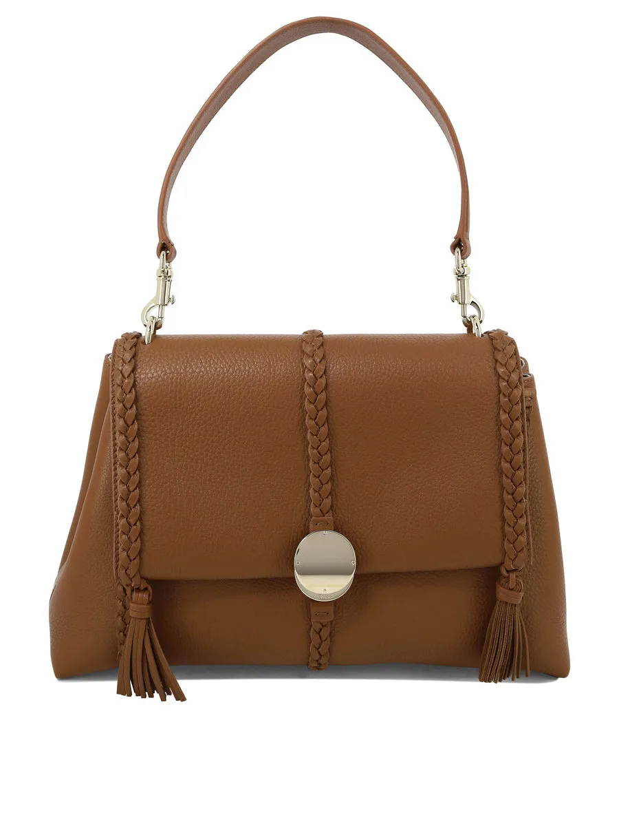 Chloe'    Chloé 