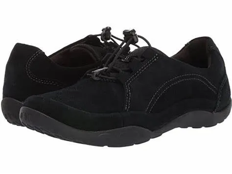Clarks Haley Rhea - Black Suede