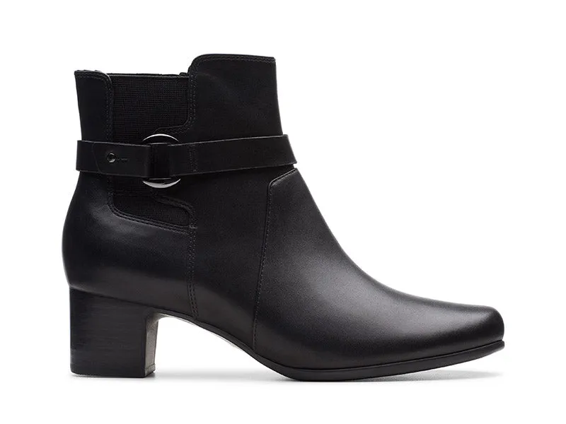Clarks Un Damson - Black Leather