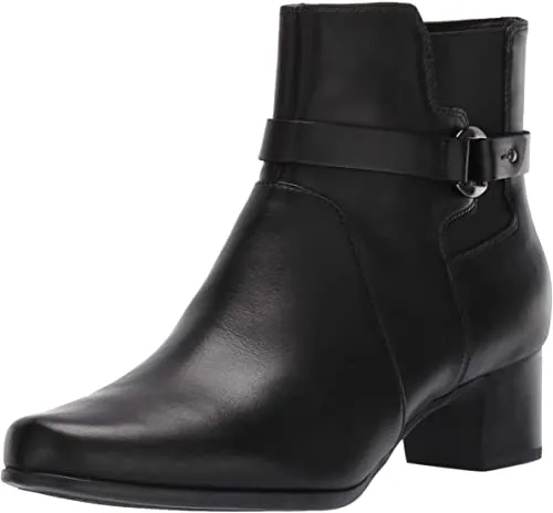 Clarks Un Damson - Black Leather