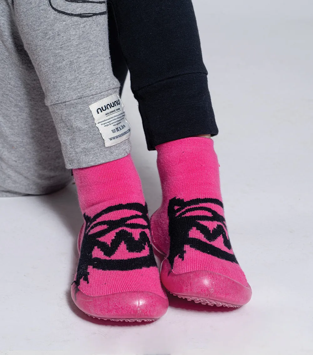 collegien mischief cat slippers