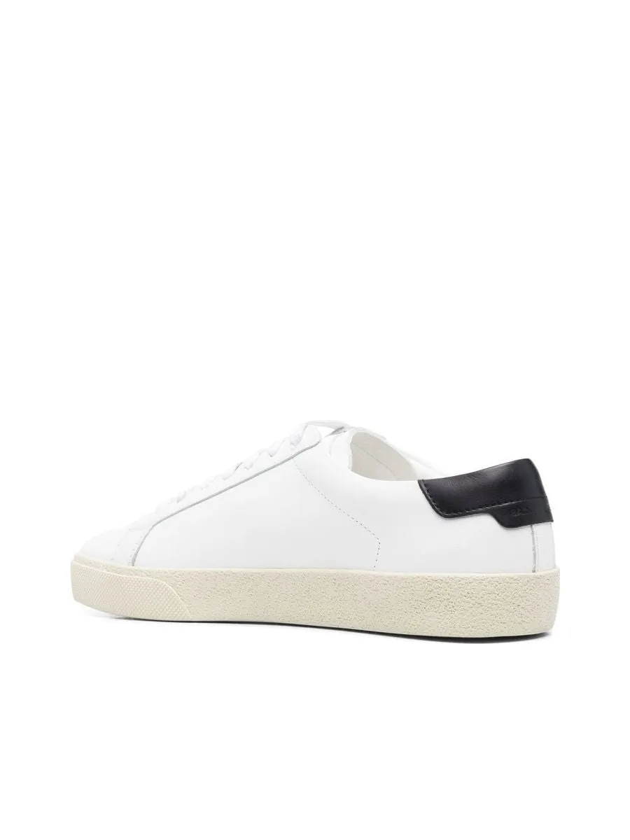 Court Classic Lowtop Sneakers