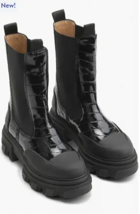 Croc Embossed Naplak Chelsea Boot - Black
