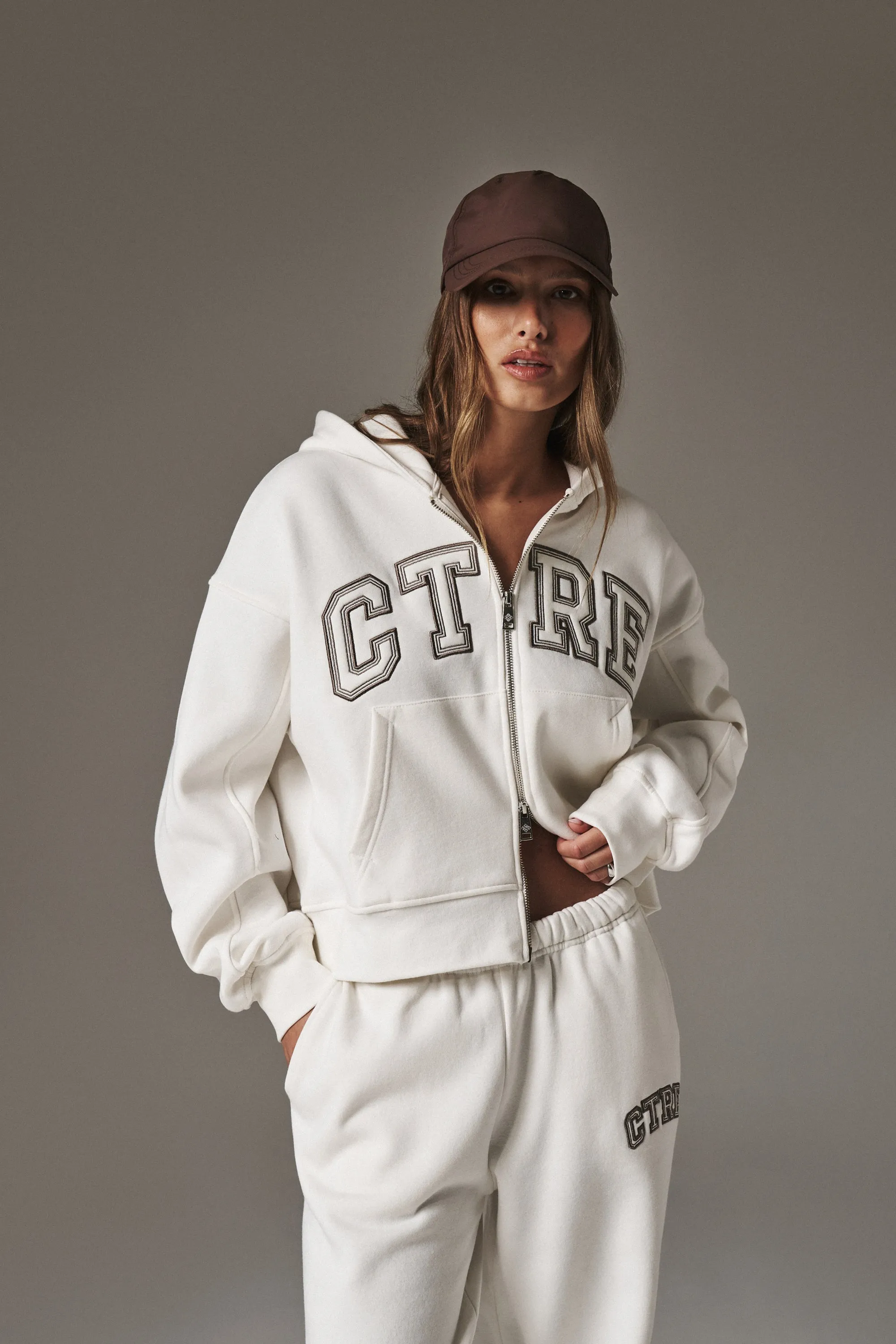 CTRE CROPPED ZIP THROUGH HOODIE - OFF WHITE