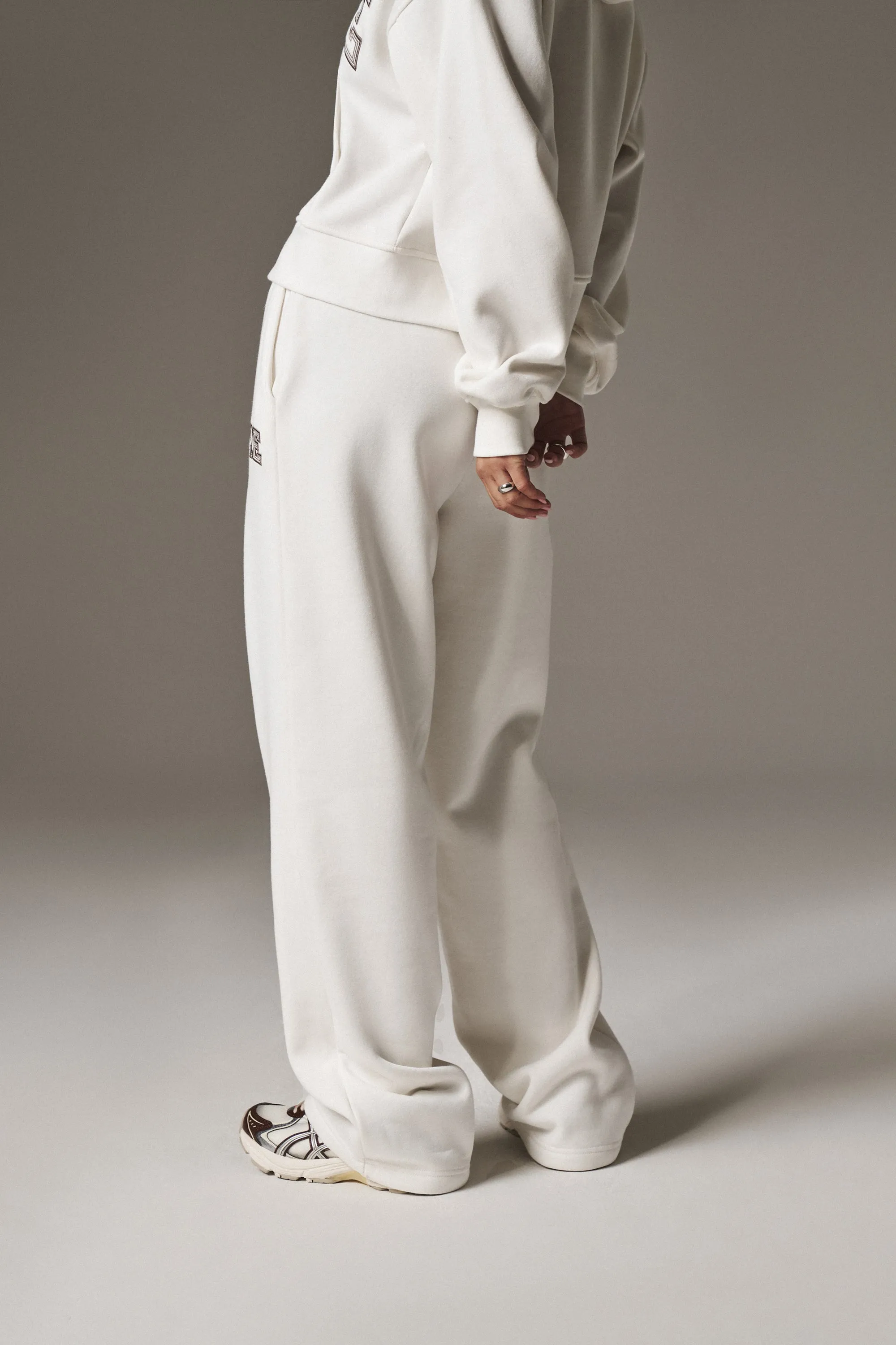 CTRE WIDE LEG JOGGERS - OFF WHITE