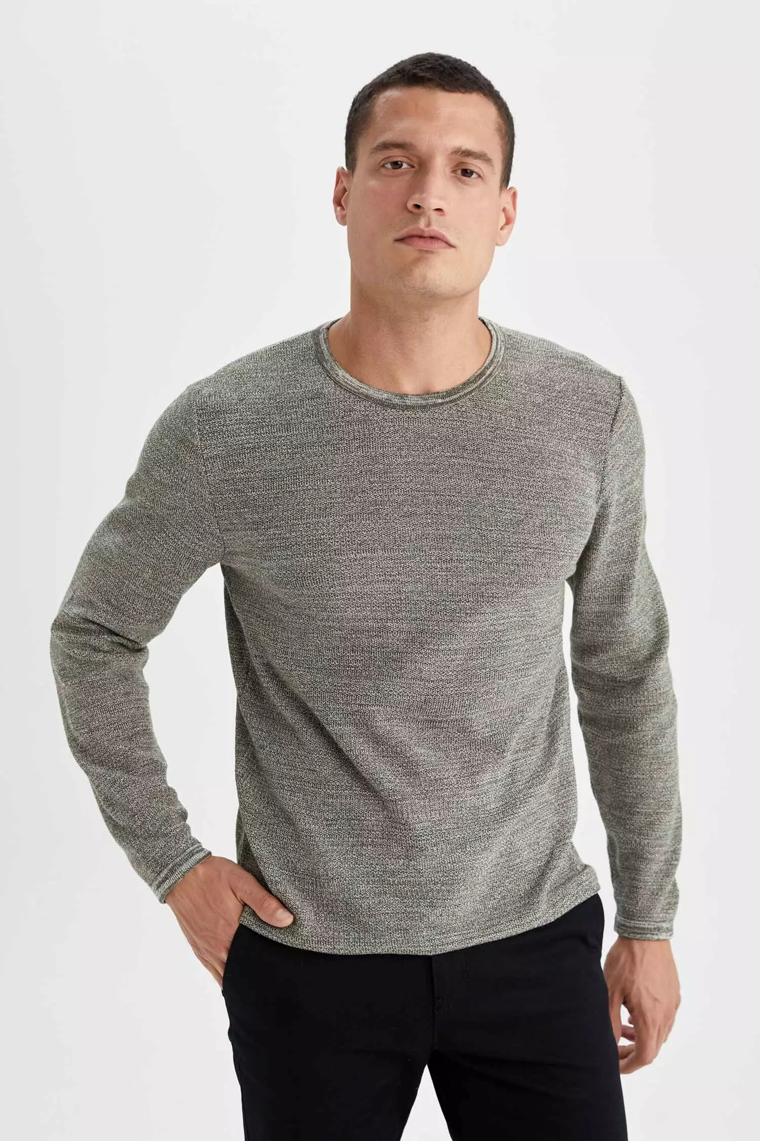 DeFacto Regular Fit Crew Neck Pullover