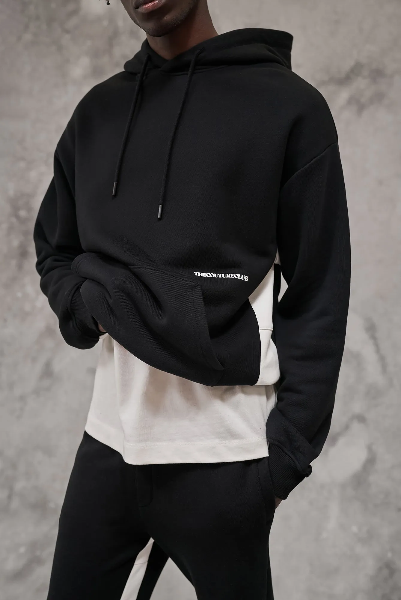 DESIGN DEPARTMENT PANEL HOODIE - BLACK