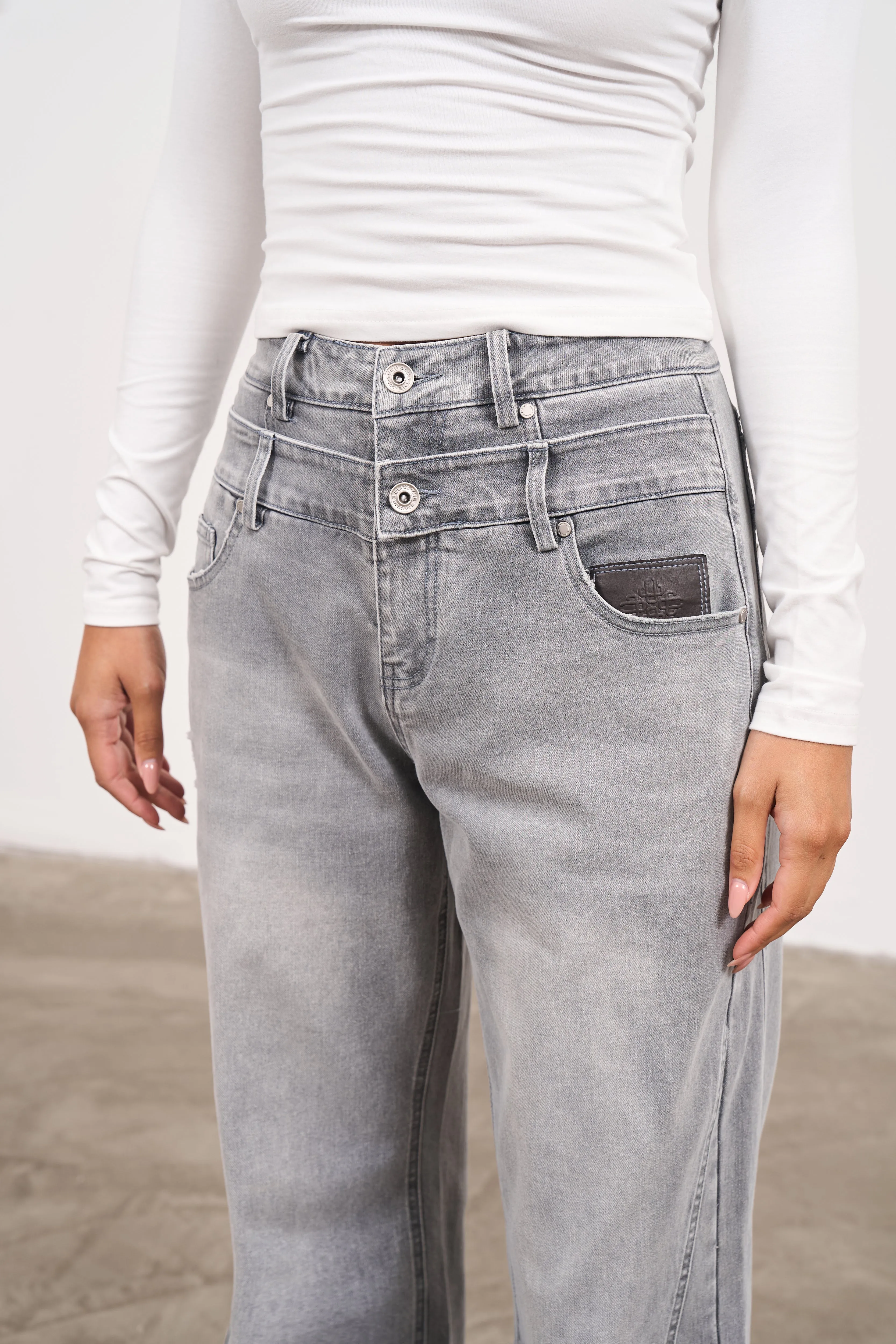 DISTRESSED DOUBLE WAISTBAND JEANS - GREY WASH