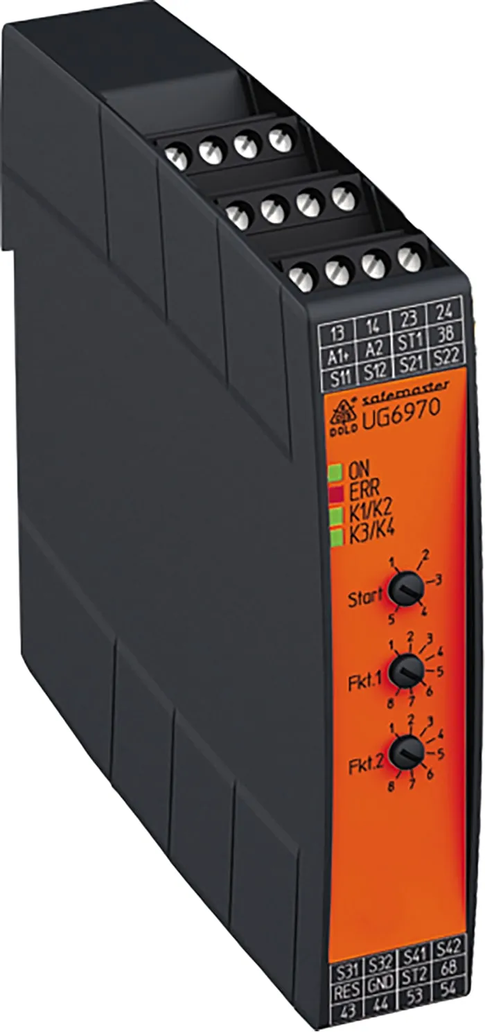 Dold Safemaster Safety Controller, 24 V dc