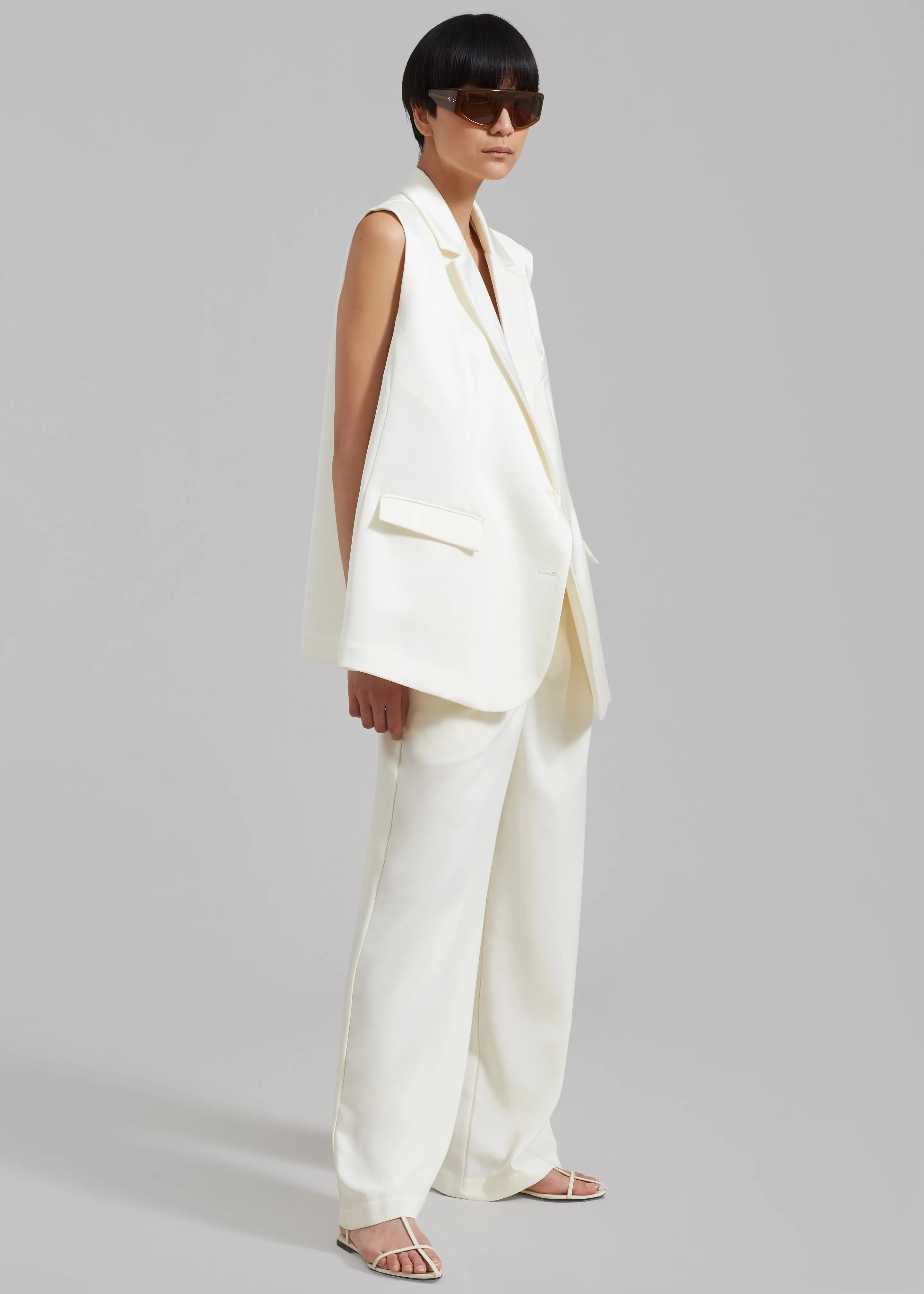 Ellie Darted Boxer Trousers - Cream