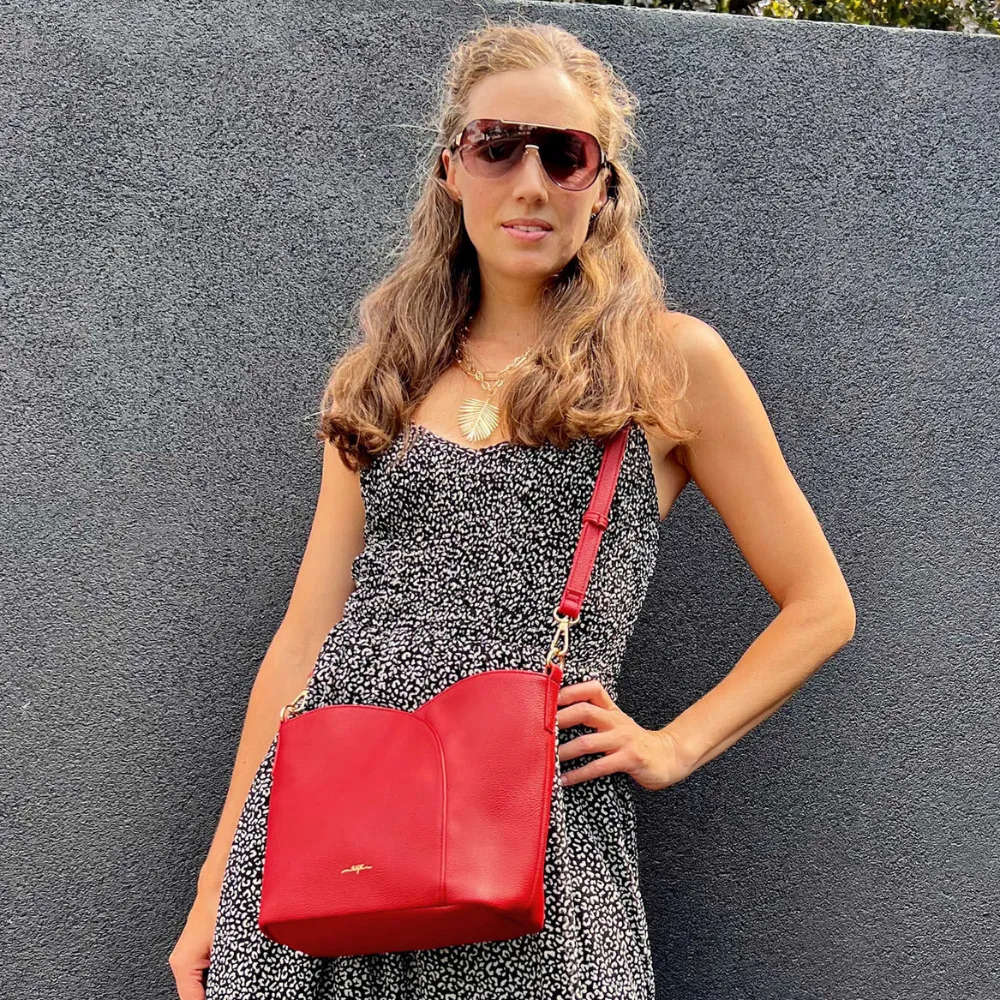 Espe Viola Red Shoulder Bag (Women's)