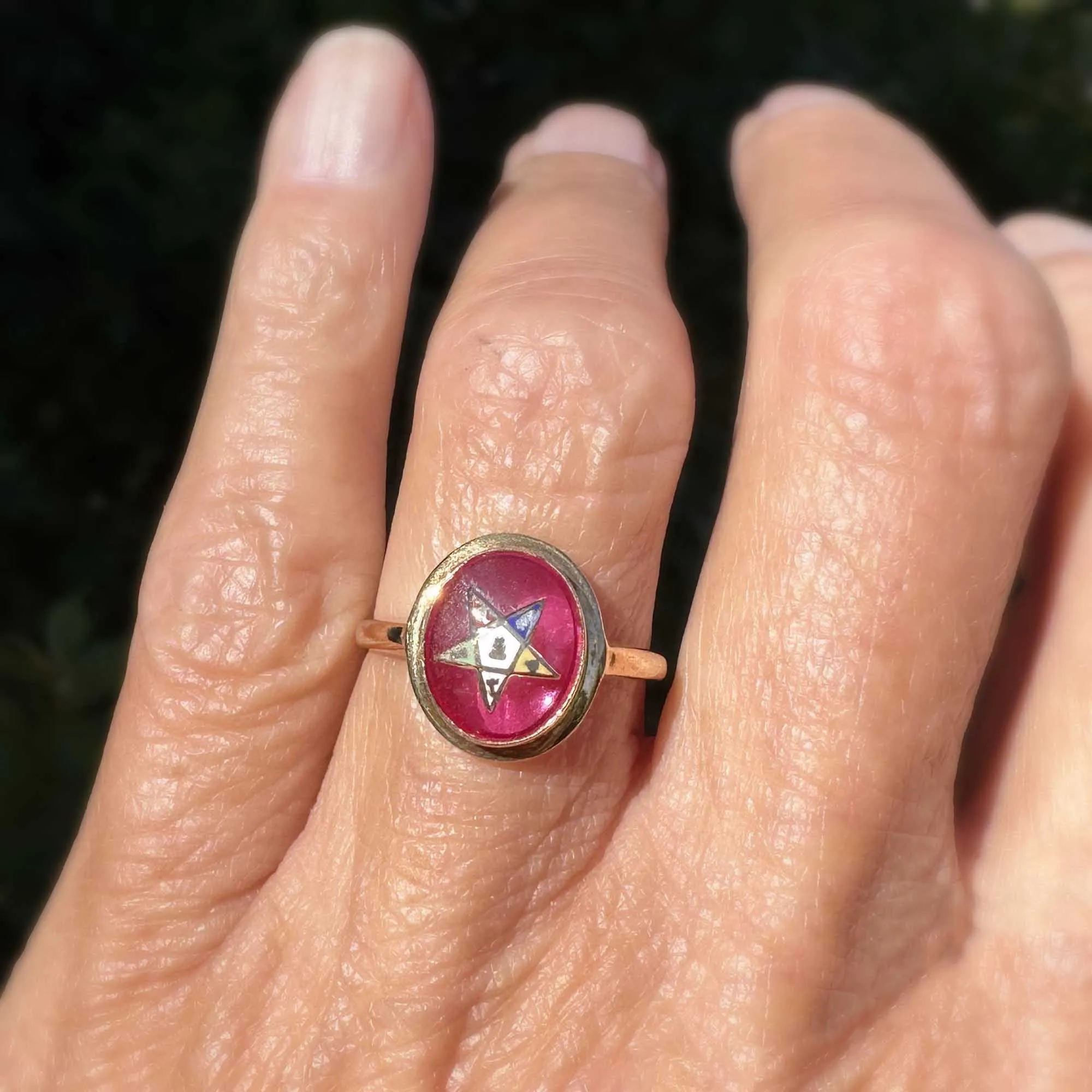 Estate Gold 1940s Red Spinel Enamel OES Masonic Ring