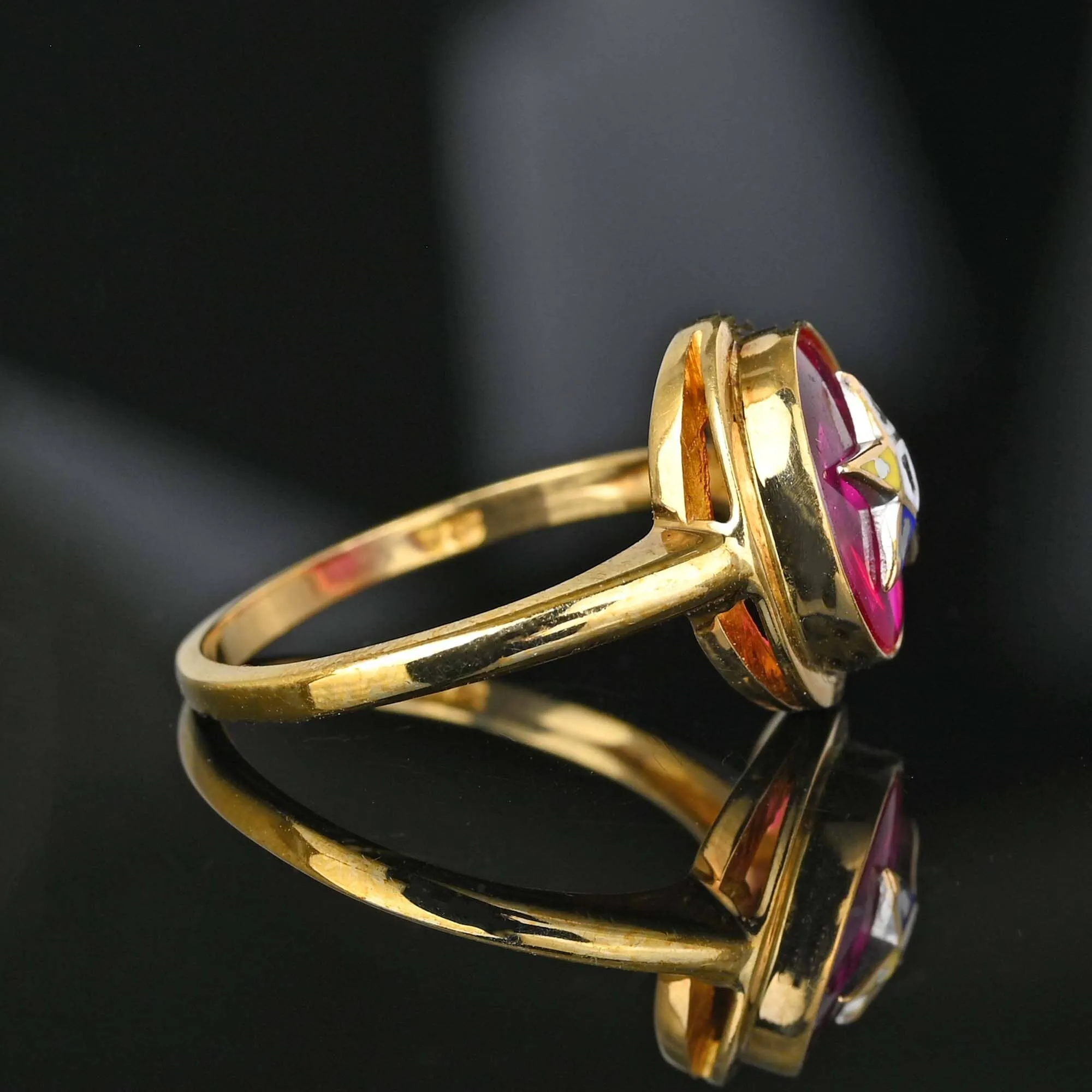 Estate Gold 1940s Red Spinel Enamel OES Masonic Ring