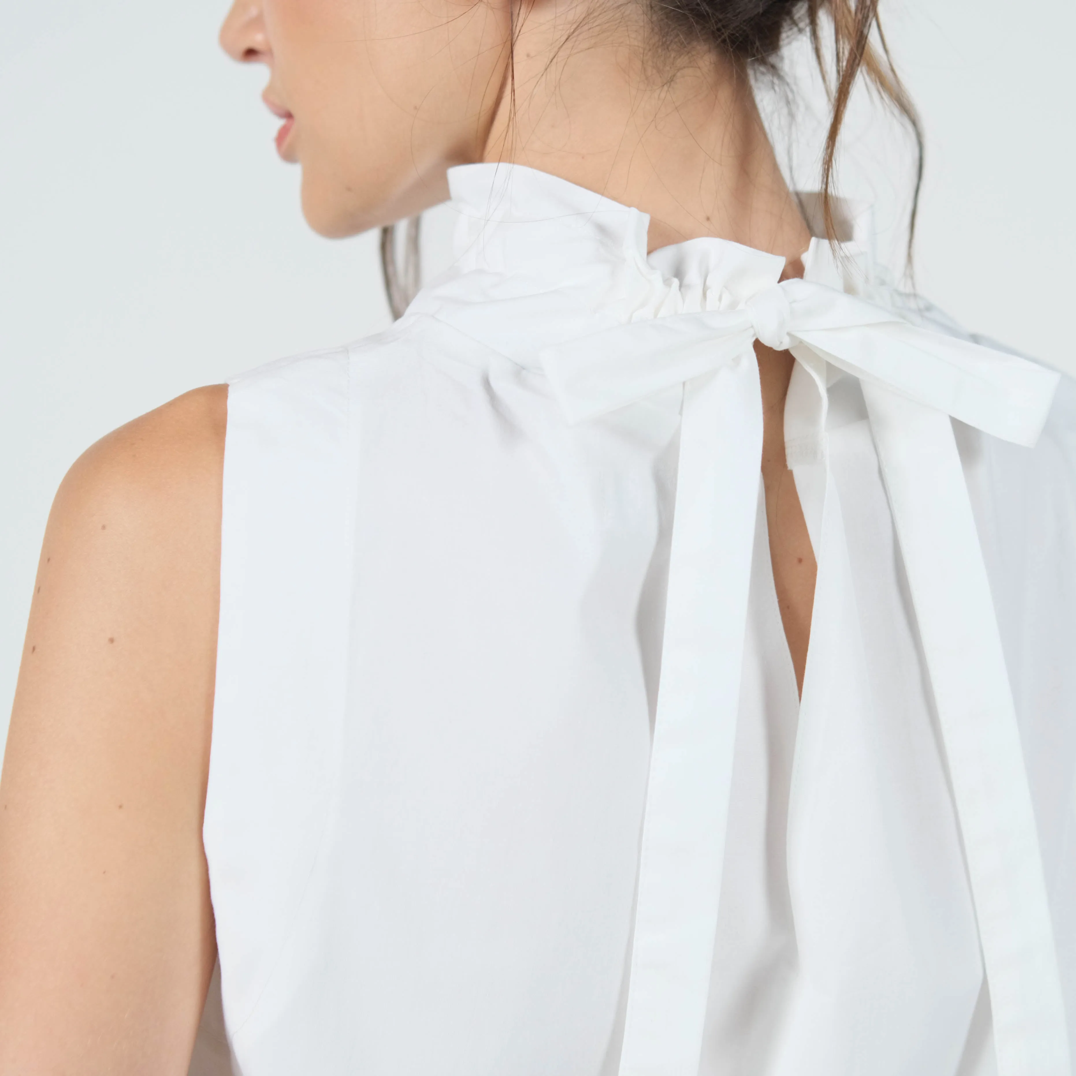 Fina Sleeveless Ruching Neck Top