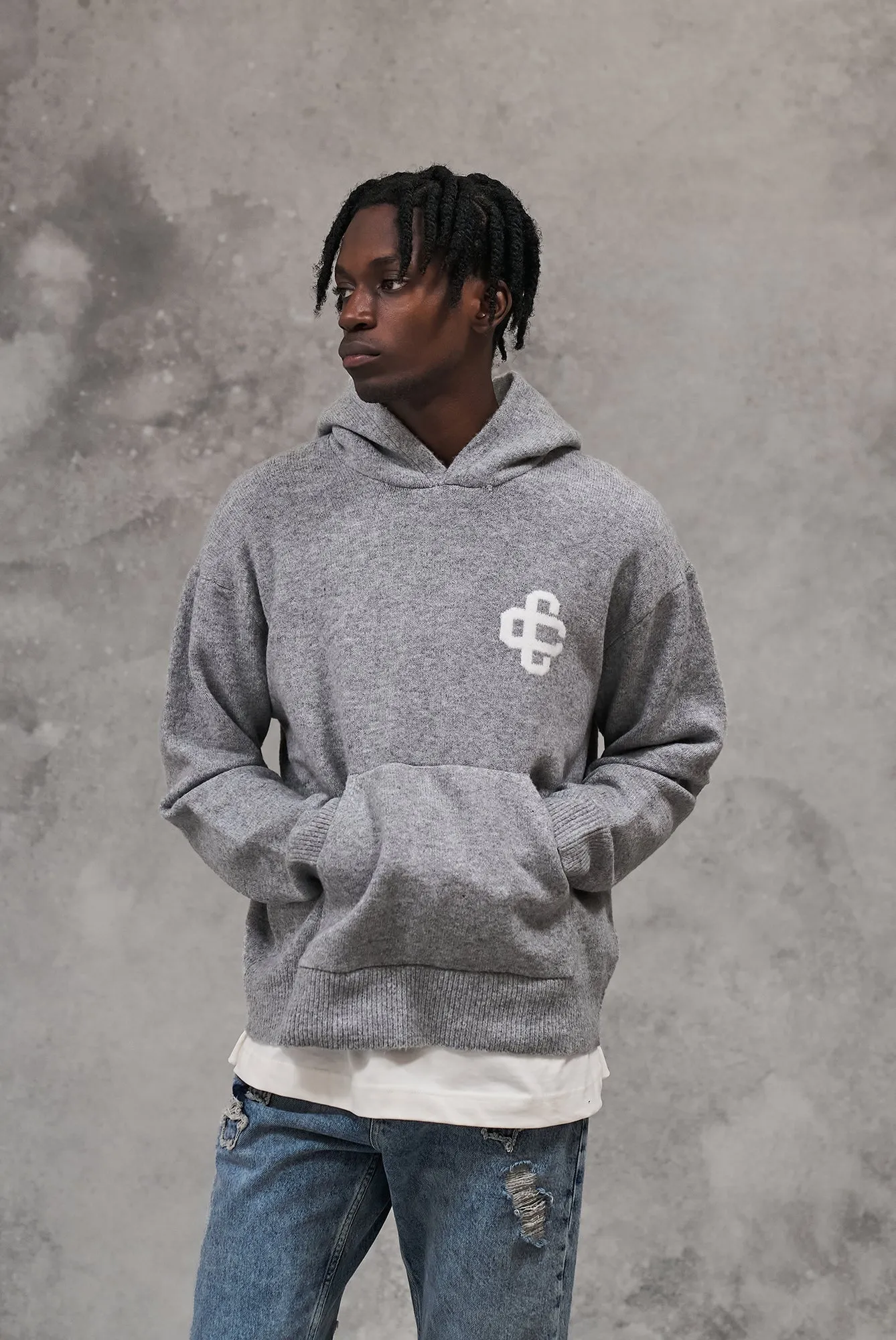 FLUFFY KNIT EMBLEM HOODIE - GREY MARL