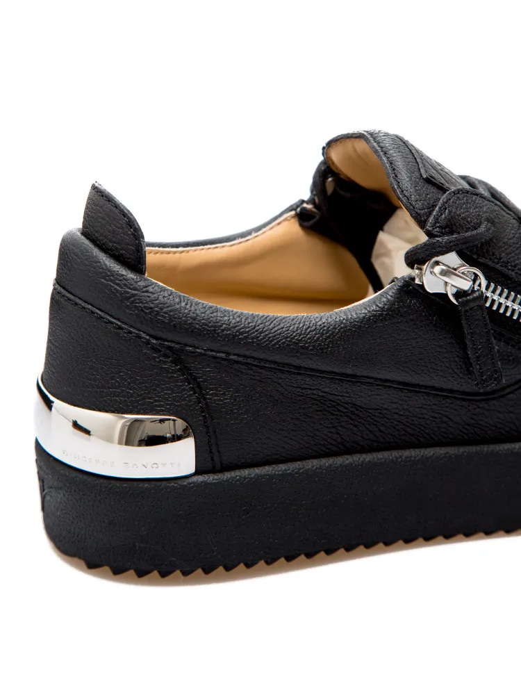 Giuseppe Zanotti Sneakers Poster | Credomen