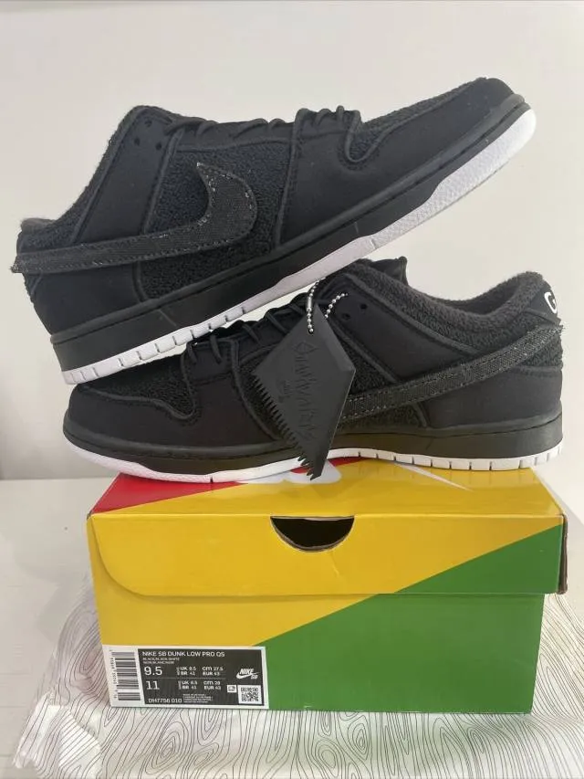 Gnarhunters x Nike SB Dunk Low