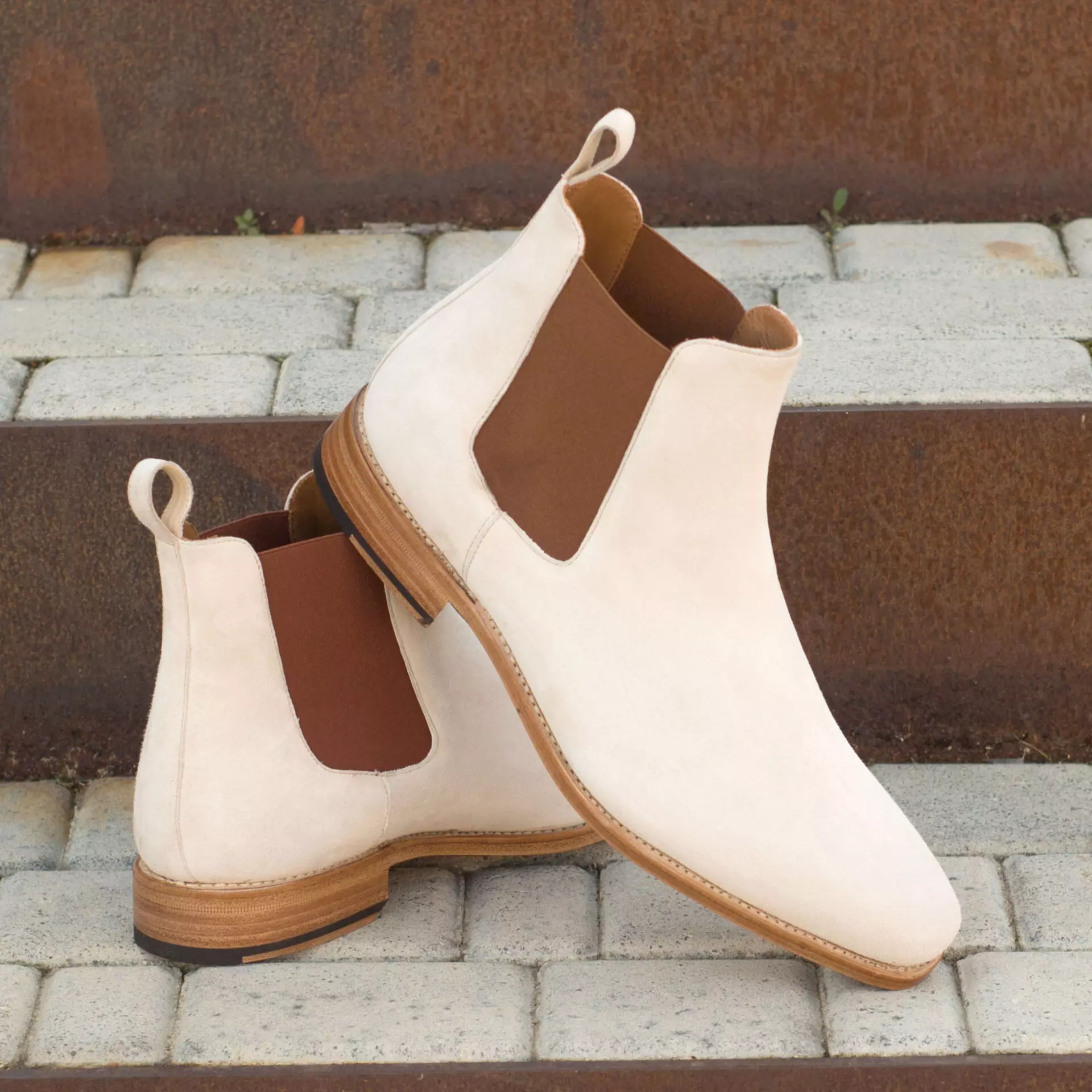 --Goodyear Welted Chelsea Boot Classic-