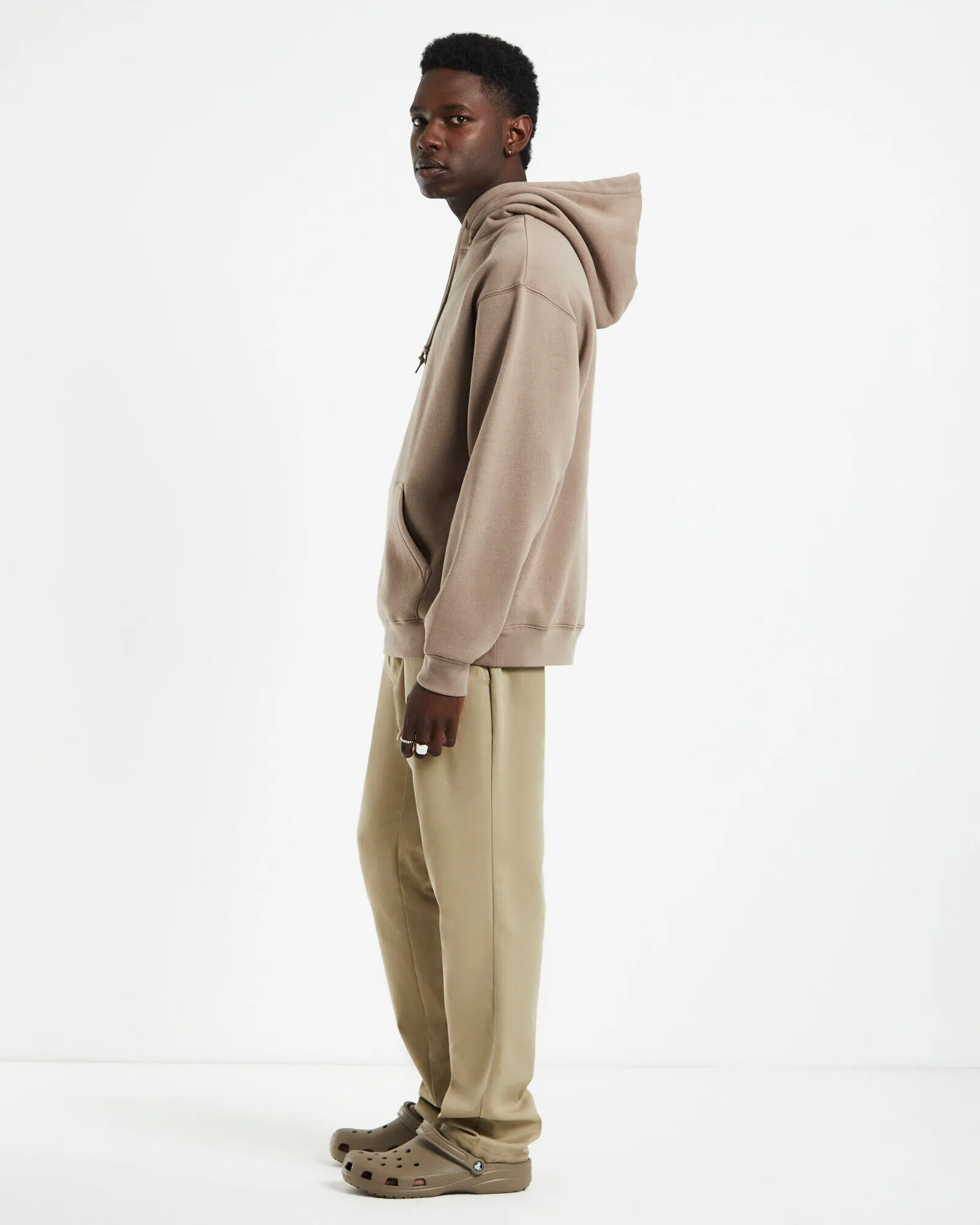 GP Co. Basics Hoodie Dust Brown