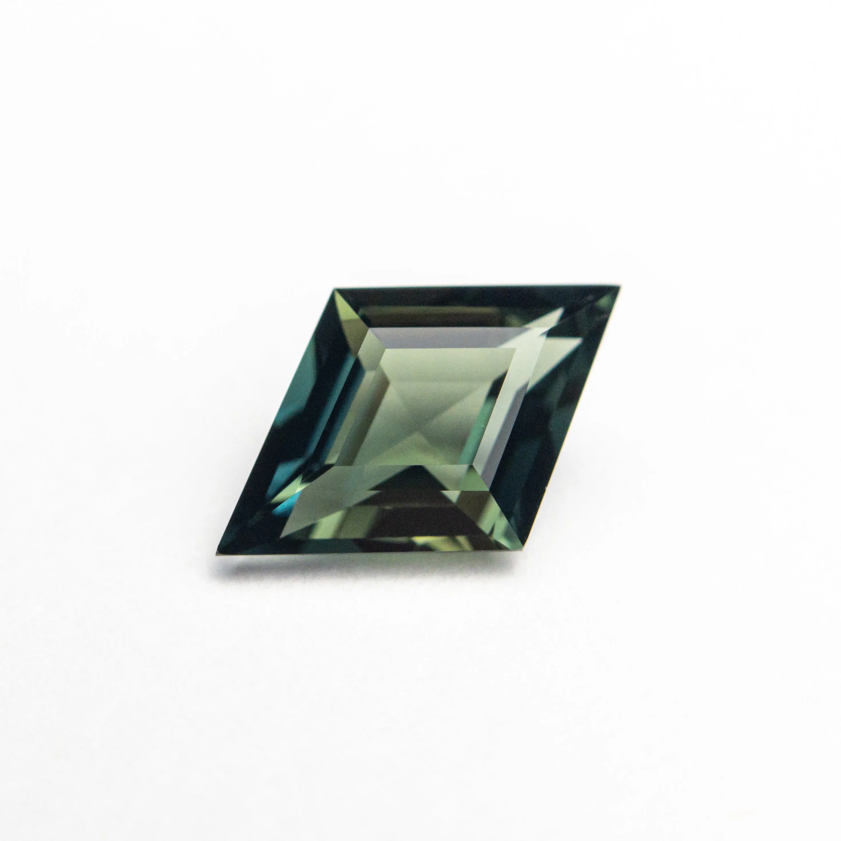 Green/Teal Step Cut Sapphire - 1.00ct Lozenge