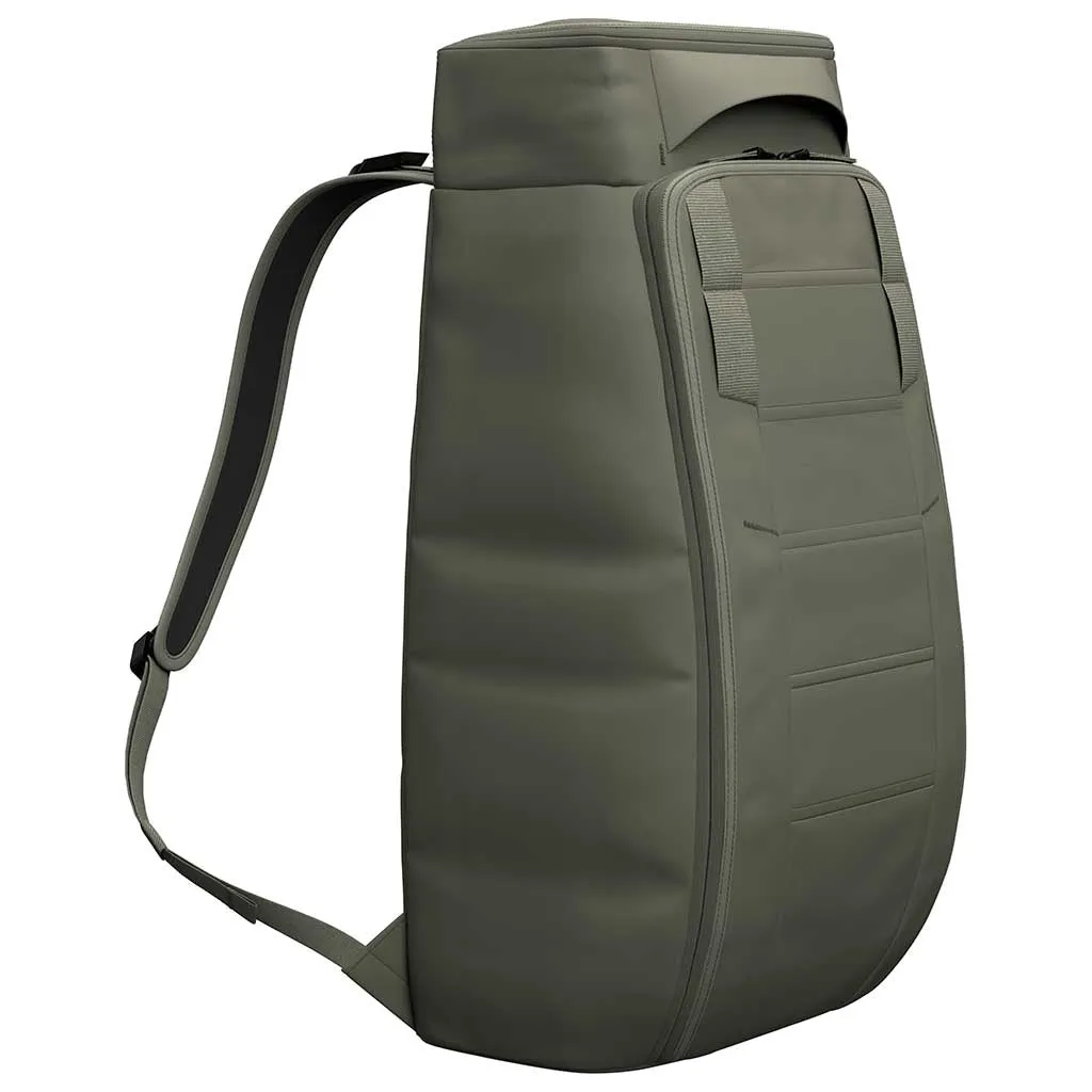 Hugger Backpack 30