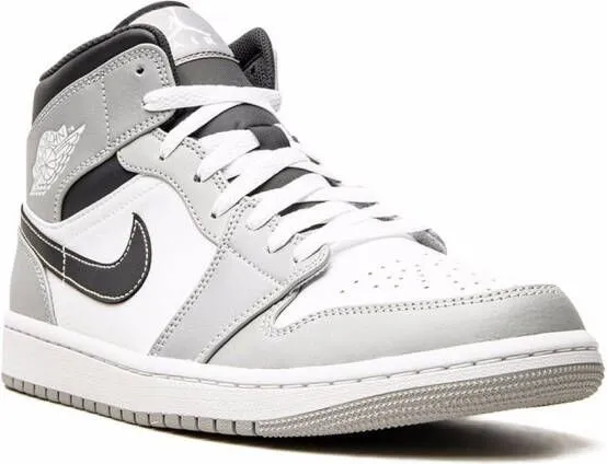 Jordan Air 1 Mid 