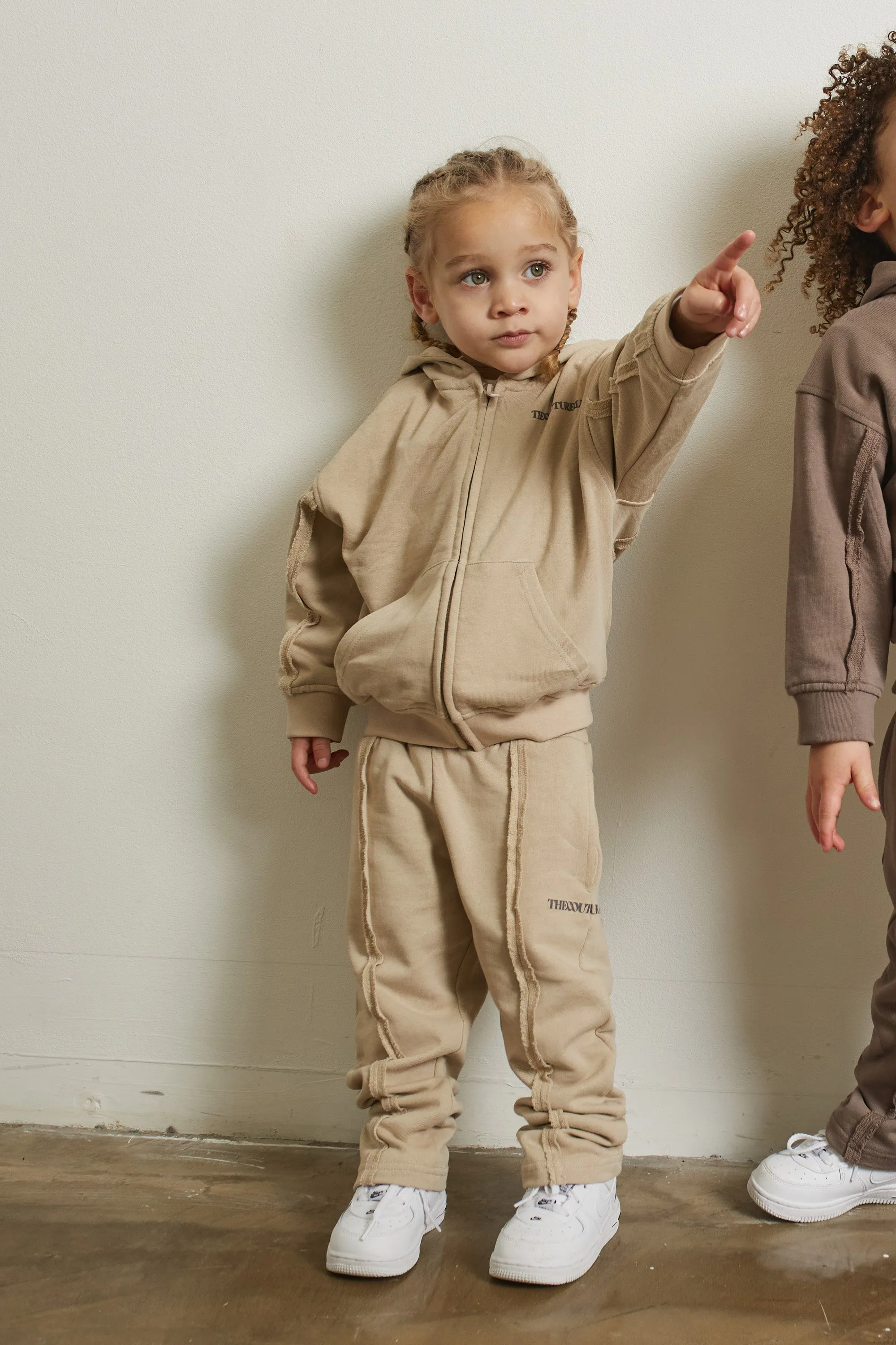 KIDS RAW SEAM MEMBERS ONLY HOODIE - BEIGE