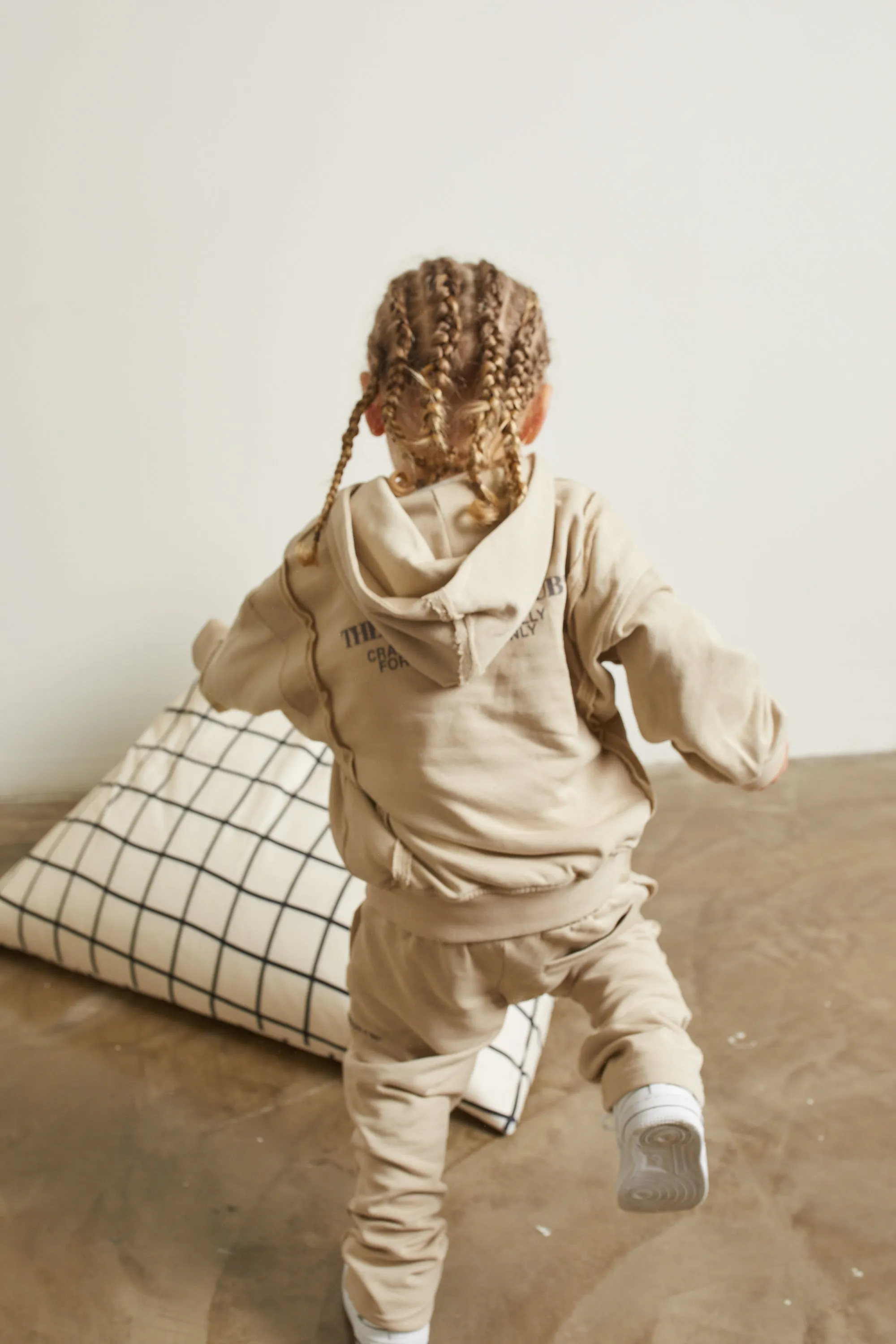 KIDS RAW SEAM MEMBERS ONLY HOODIE - BEIGE