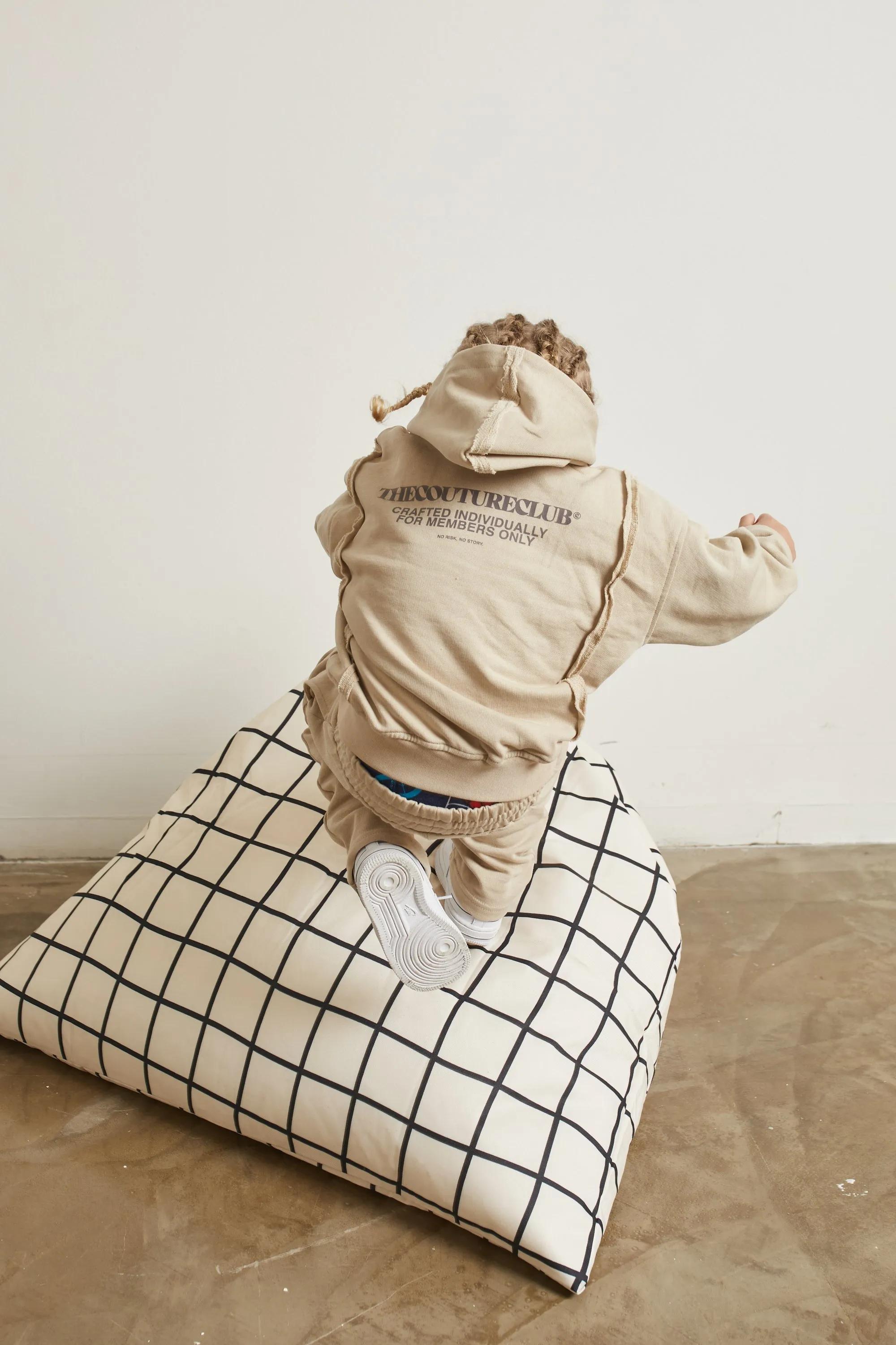 KIDS RAW SEAM MEMBERS ONLY HOODIE - BEIGE