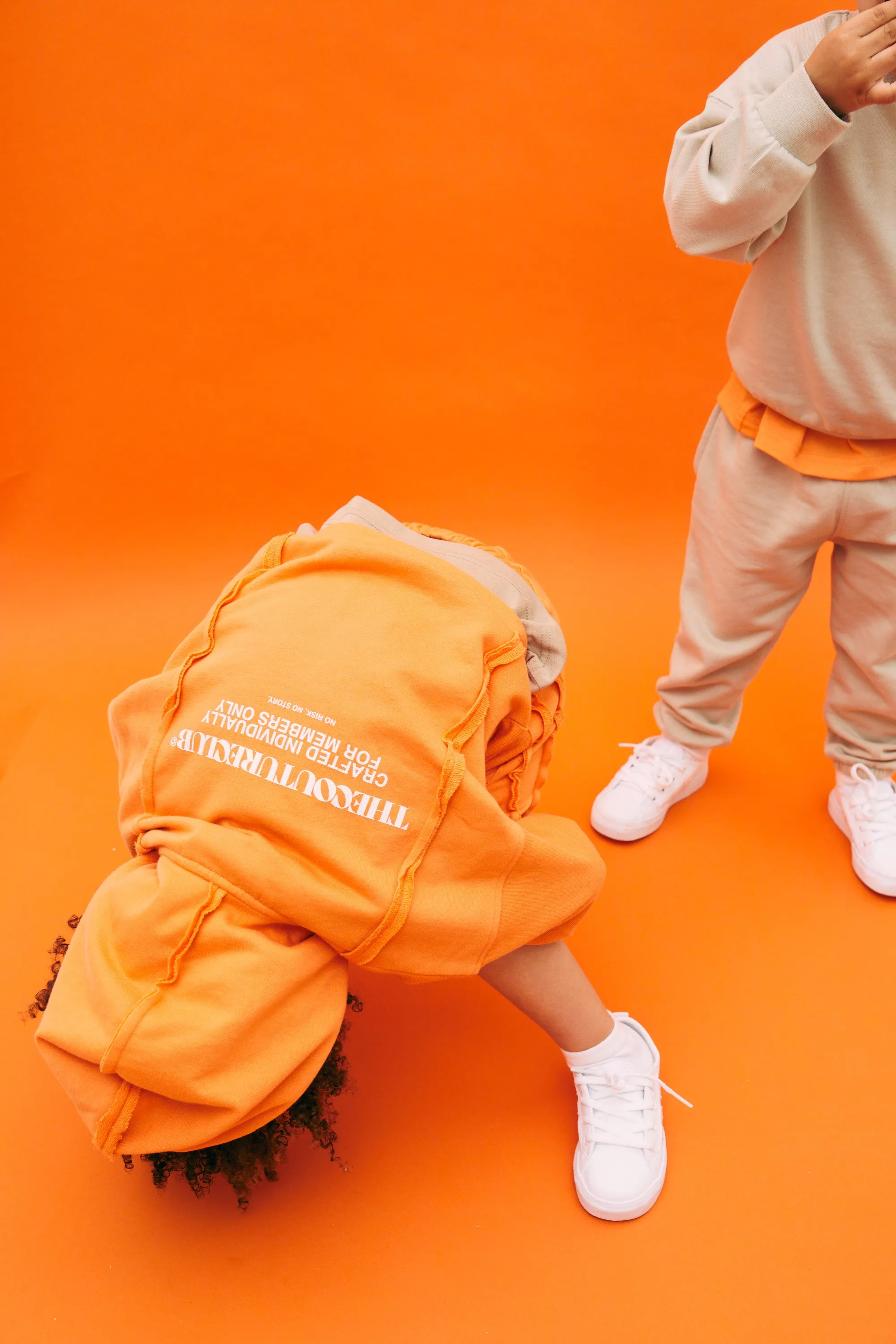 KIDS RAW SEAM ZIP THROUGH HOODIE - ORANGE