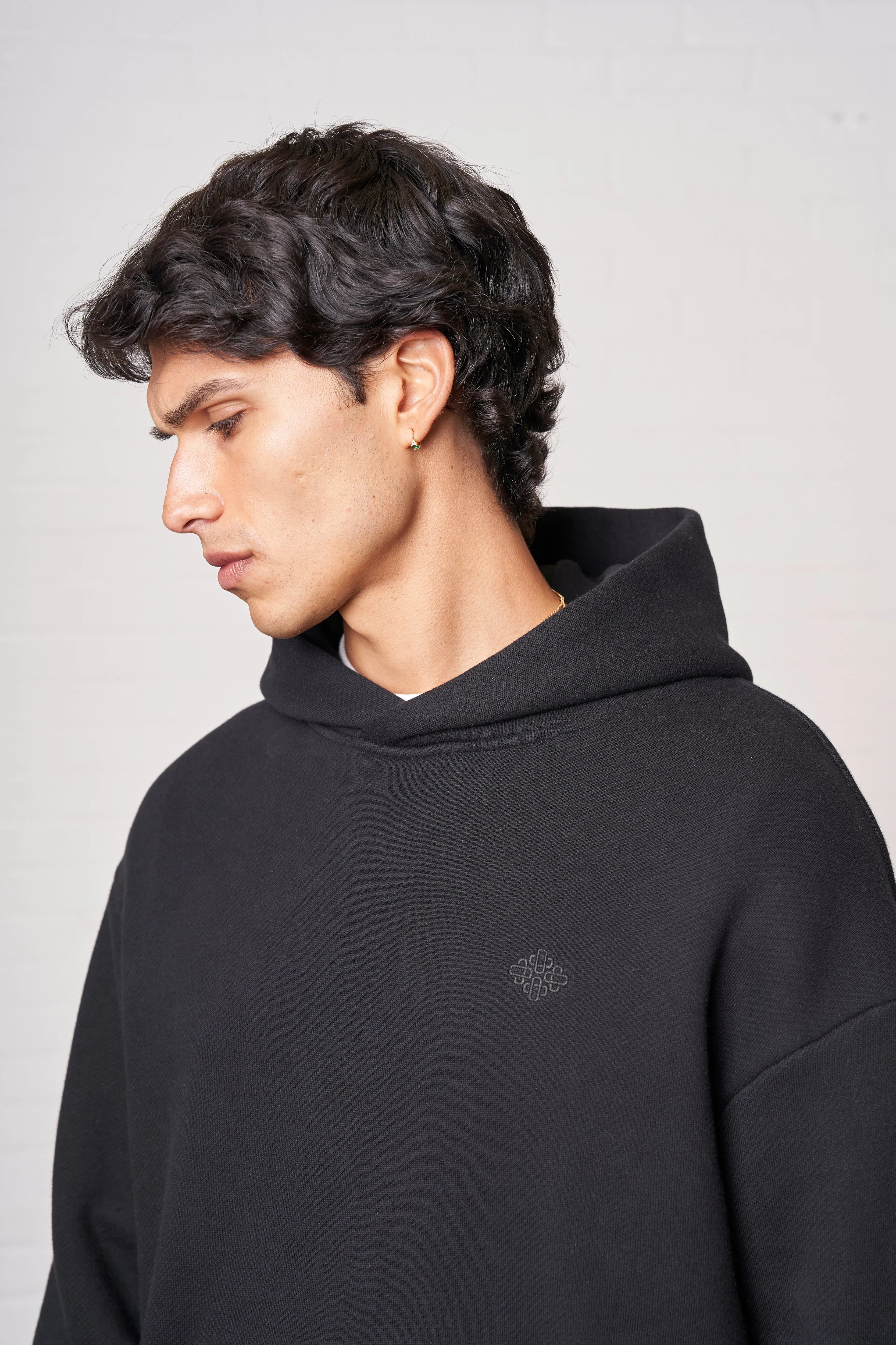 LAUNDERED CLASSICS HOODIE - WASHED BLACK