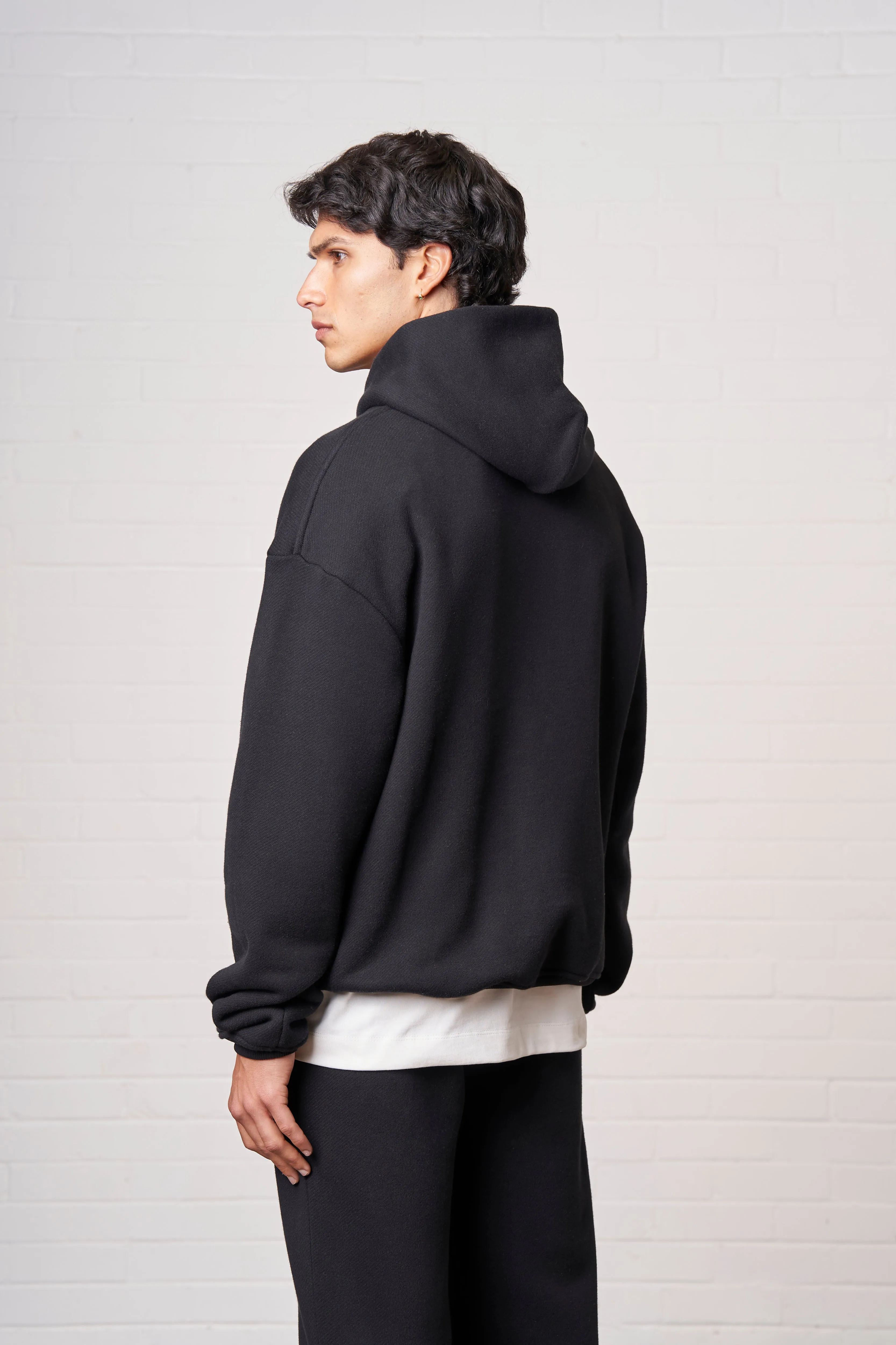 LAUNDERED CLASSICS HOODIE - WASHED BLACK