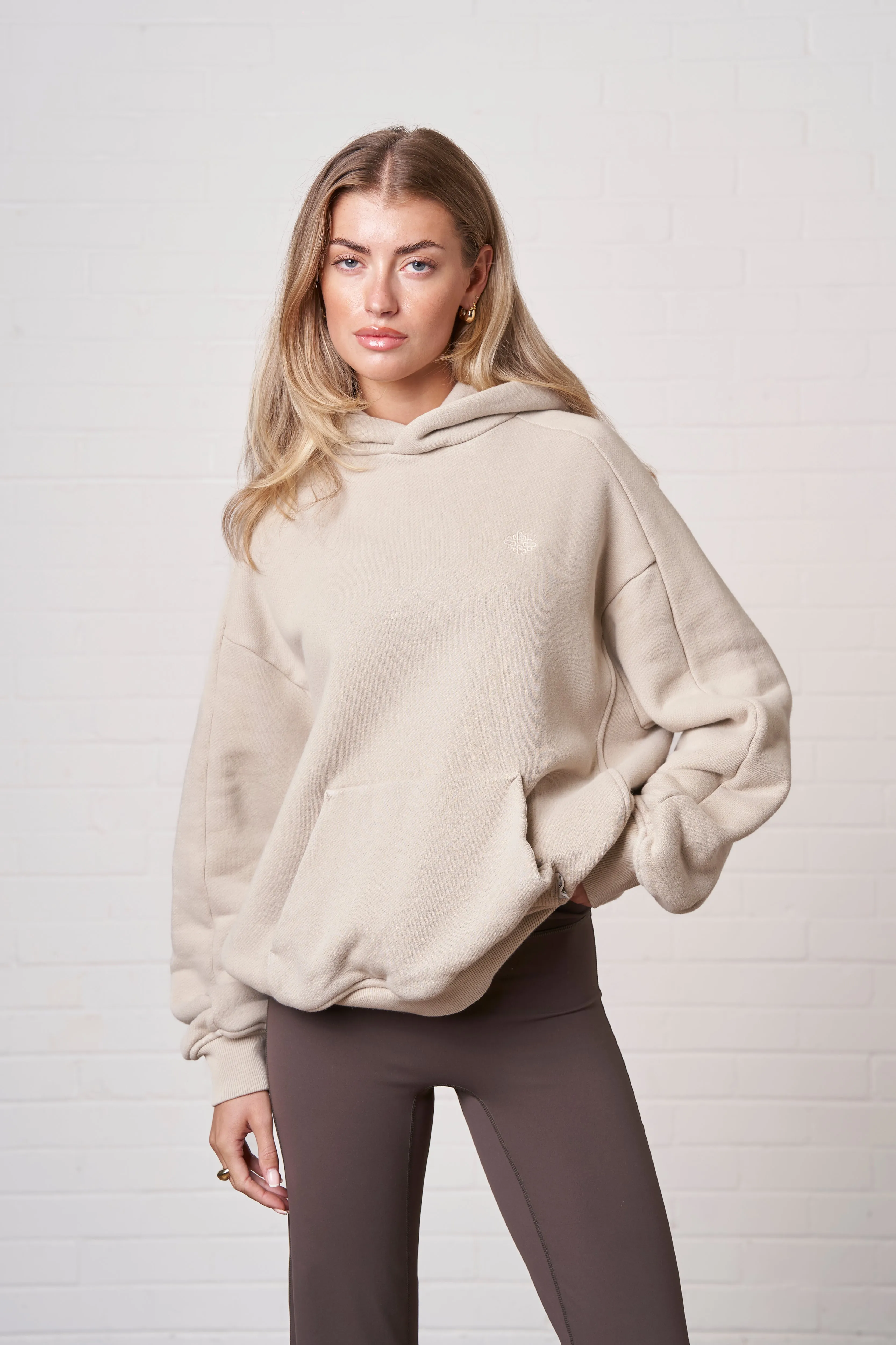 LAUNDERED CLASSICS SEAM DETAIL HOODIE - BEIGE