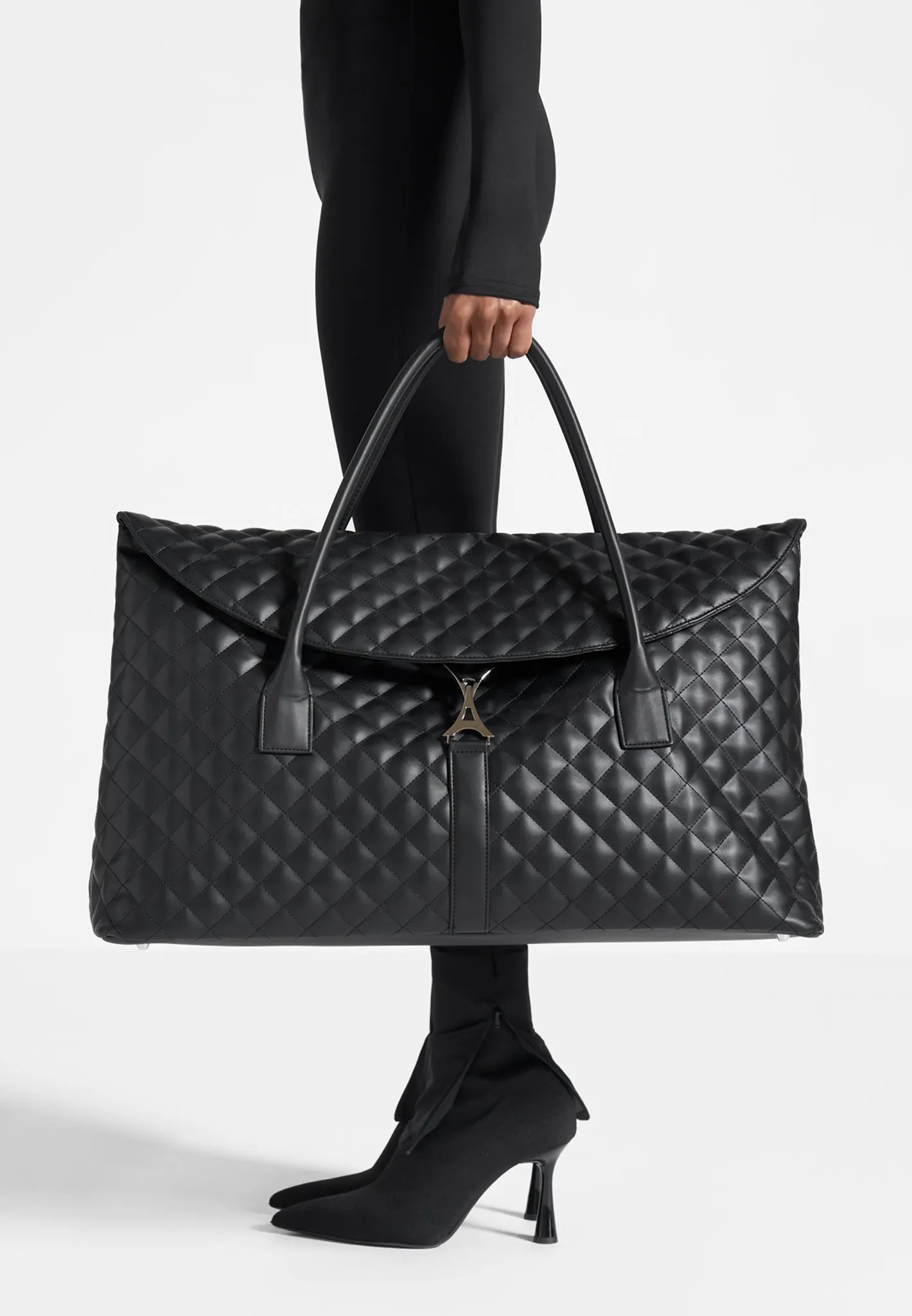 Leather Diamond Quilted Travel Bag - Black