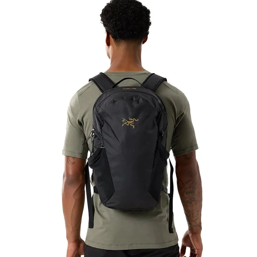 Mantis 16 Backpack - Black