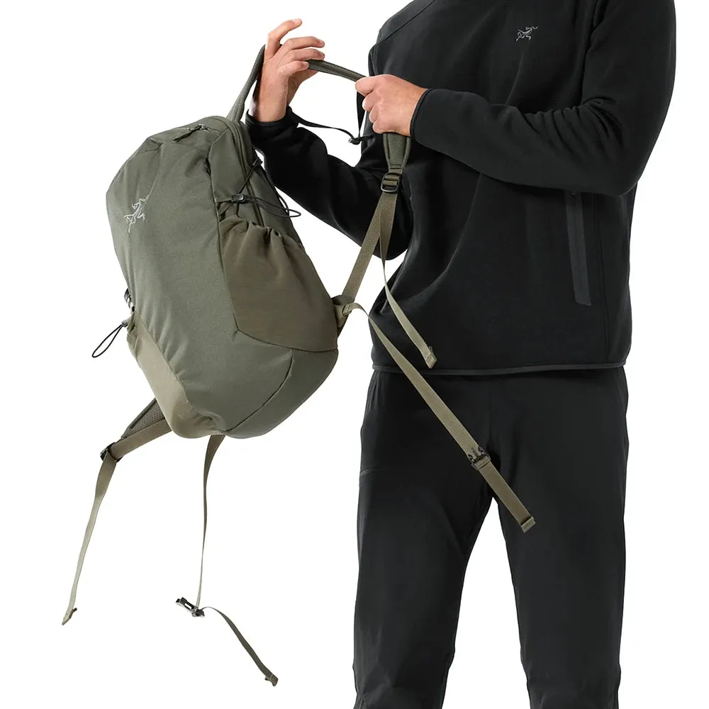 Mantis 16 Backpack - Tatsu