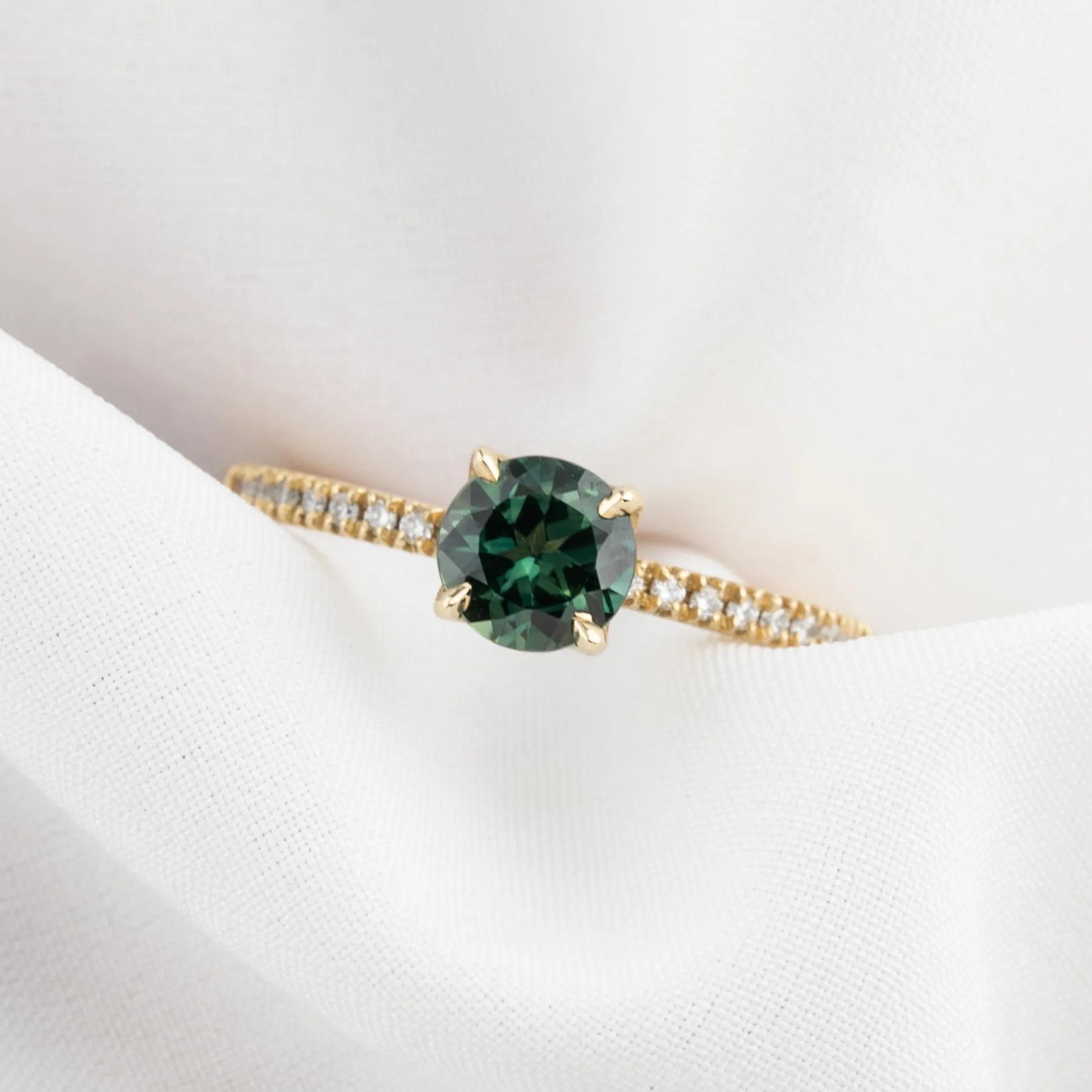 Maria Ring 0.80ct Green Queensland Round Sapphire Ring, 14k Yellow Gold (One of a kind)