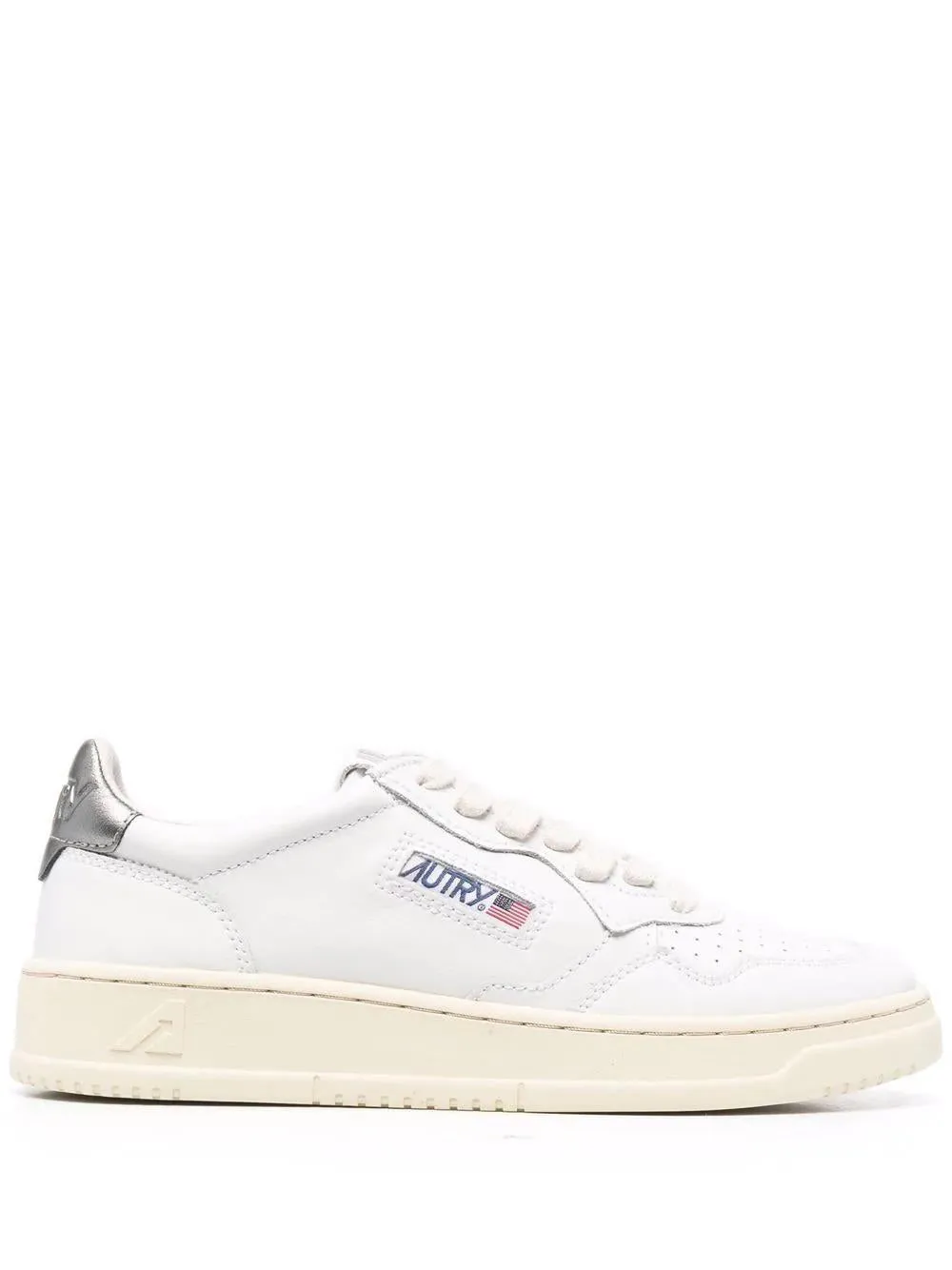 Medalist low-top sneakers