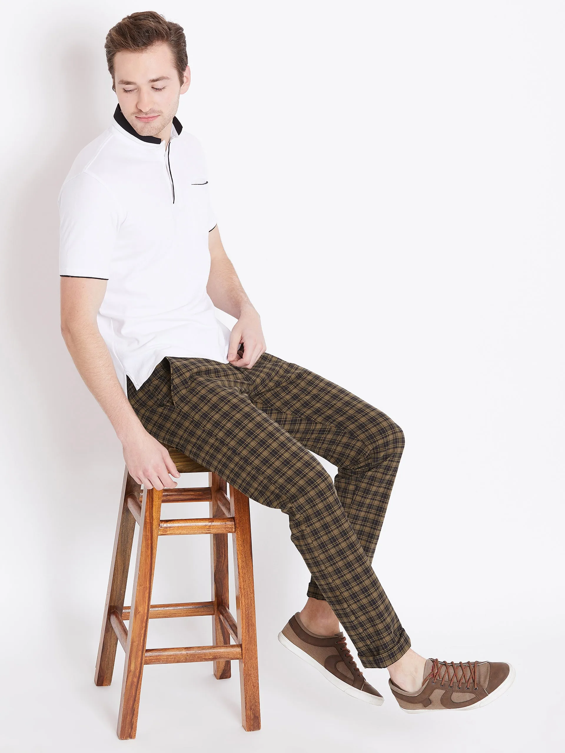 Men Brown Checked Casual Slim Fit Trousers